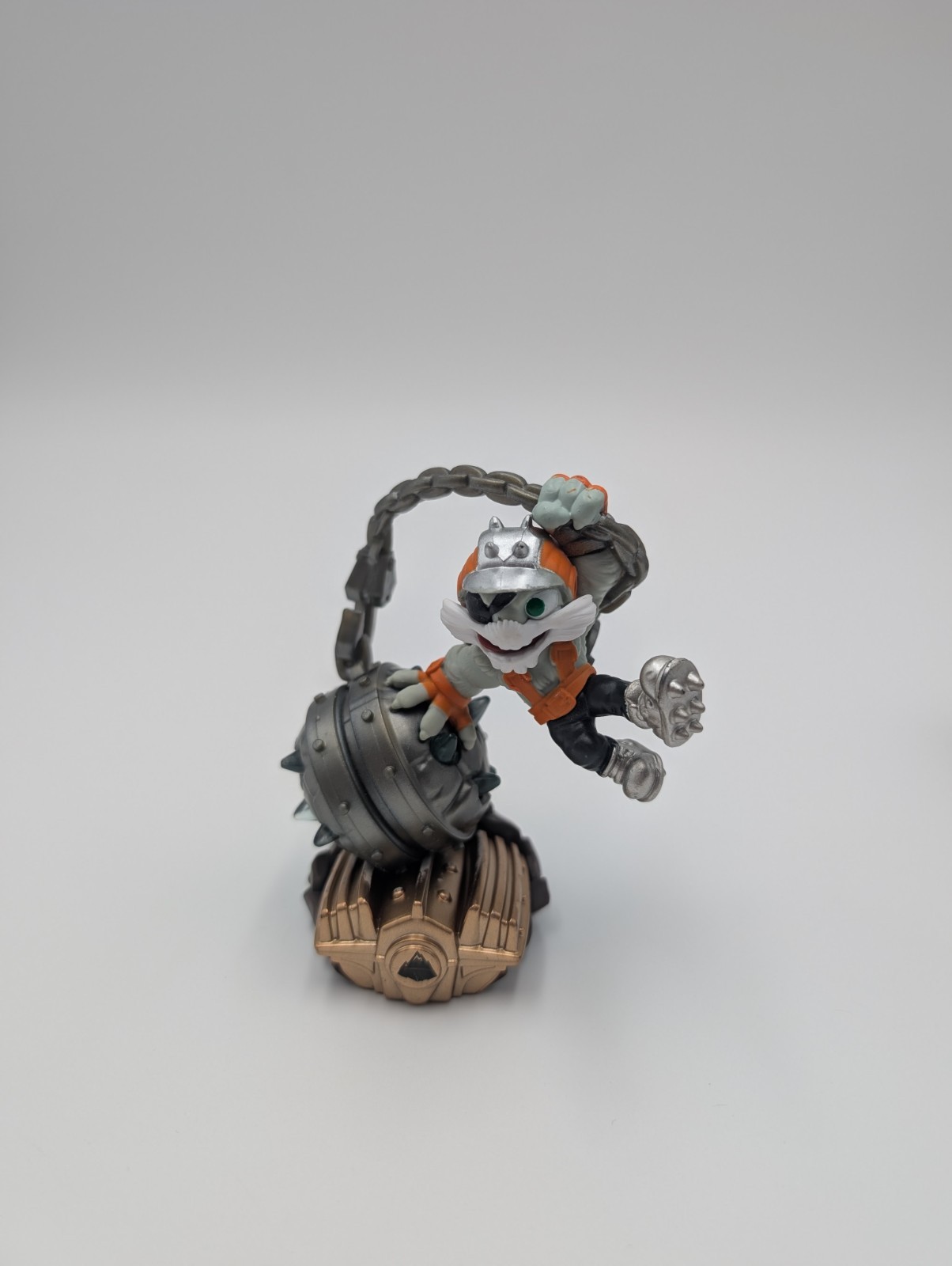 Skylanders Superchargers Smash Hit Figure and Thump Truck