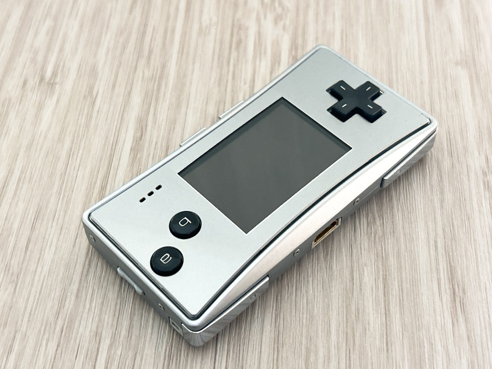 Nintendo GameBoy Micro Silver Console Tested w/ OEM AC Charger – Near Mint