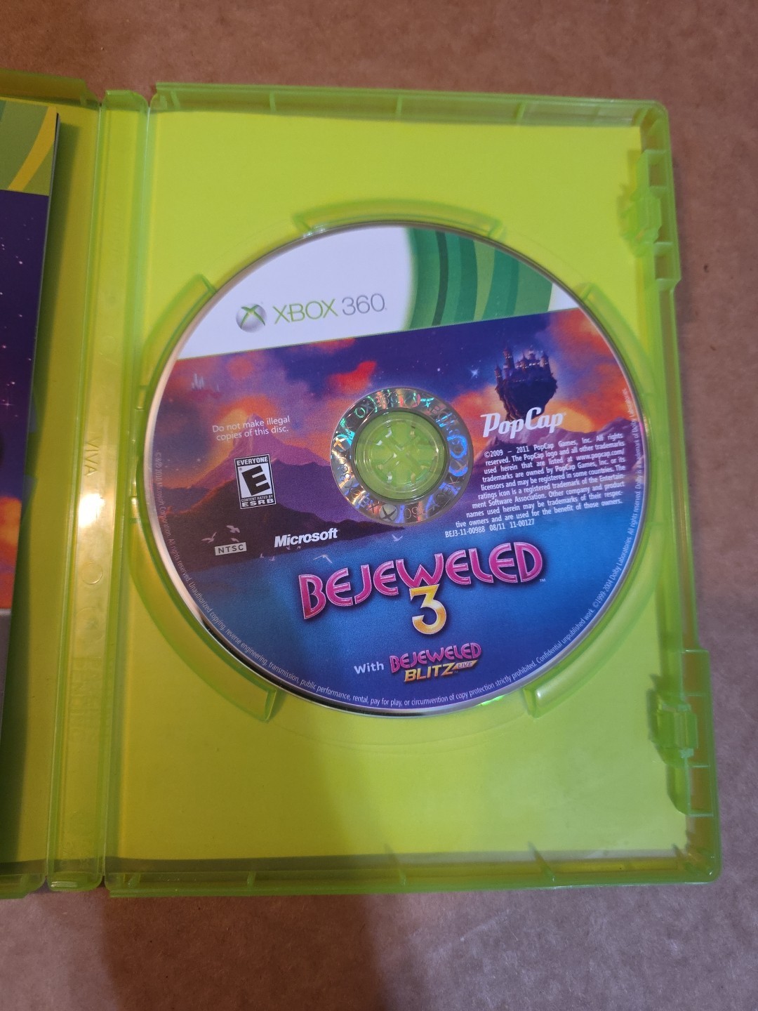 New Xbox 360 Bejeweled 3 Authentic Pop Cap Games 2011