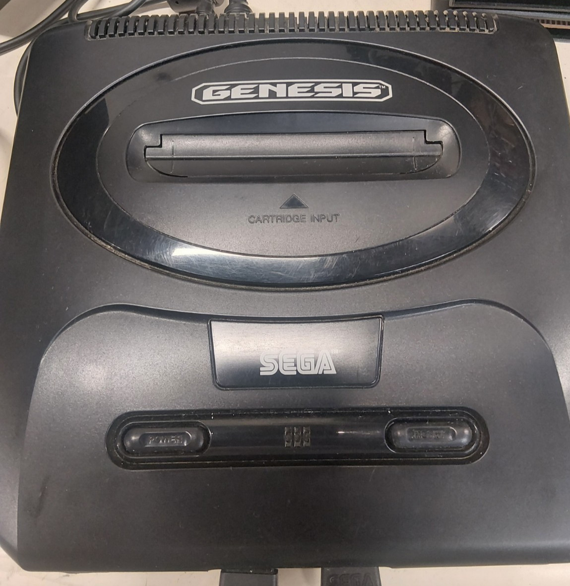 Sega Genesis Console MK-1631 Bundle w/ 2 Controllers & 2 Games Tested