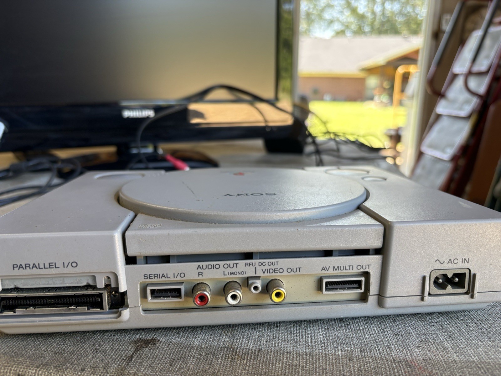 Sony PlayStation 1 PS1 Console Gray SCPH-1001 NTSC-U/C Made in Japan 1998