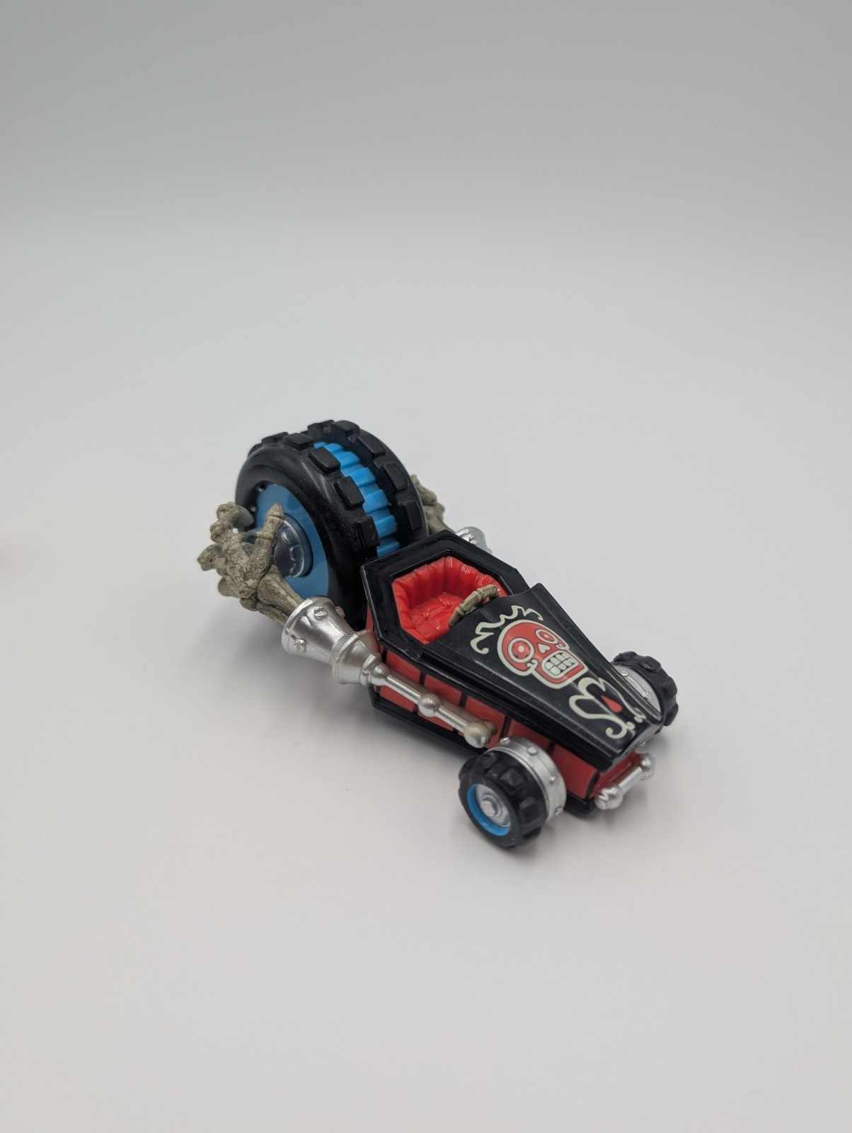 Skylanders Superchargers Fiesta and Crypt Crusher