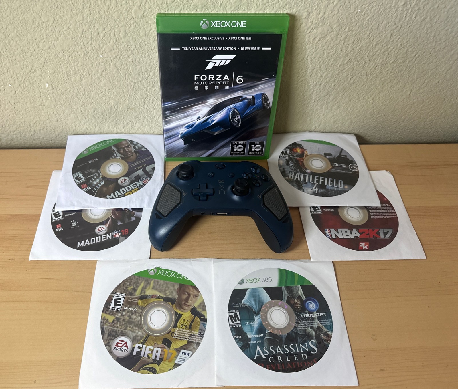 Microsoft Xbox One Wireless Controller 1708 Patrol Tech Blue Special + 7 Games