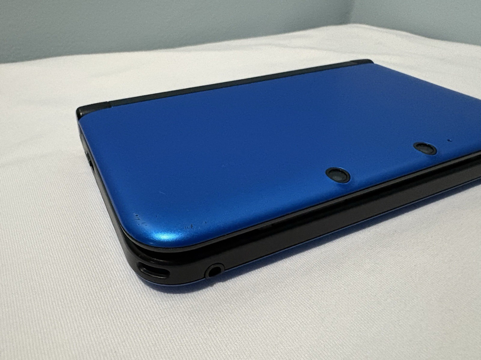Nintendo 3DS XL Light Blue– Tested & Working With Charger And Stylus