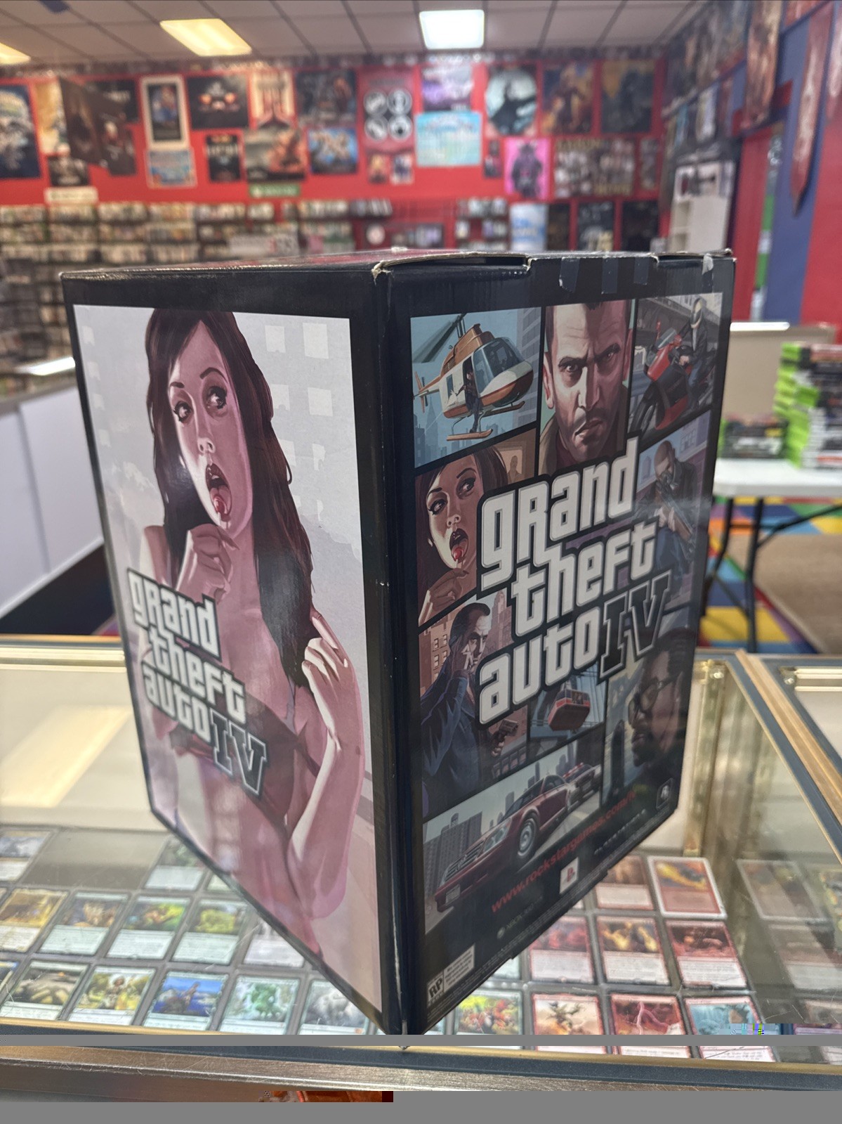 Grand Theft Auto IV Promotional Game Store Display Cube 2013 RockStar XBOX PS3