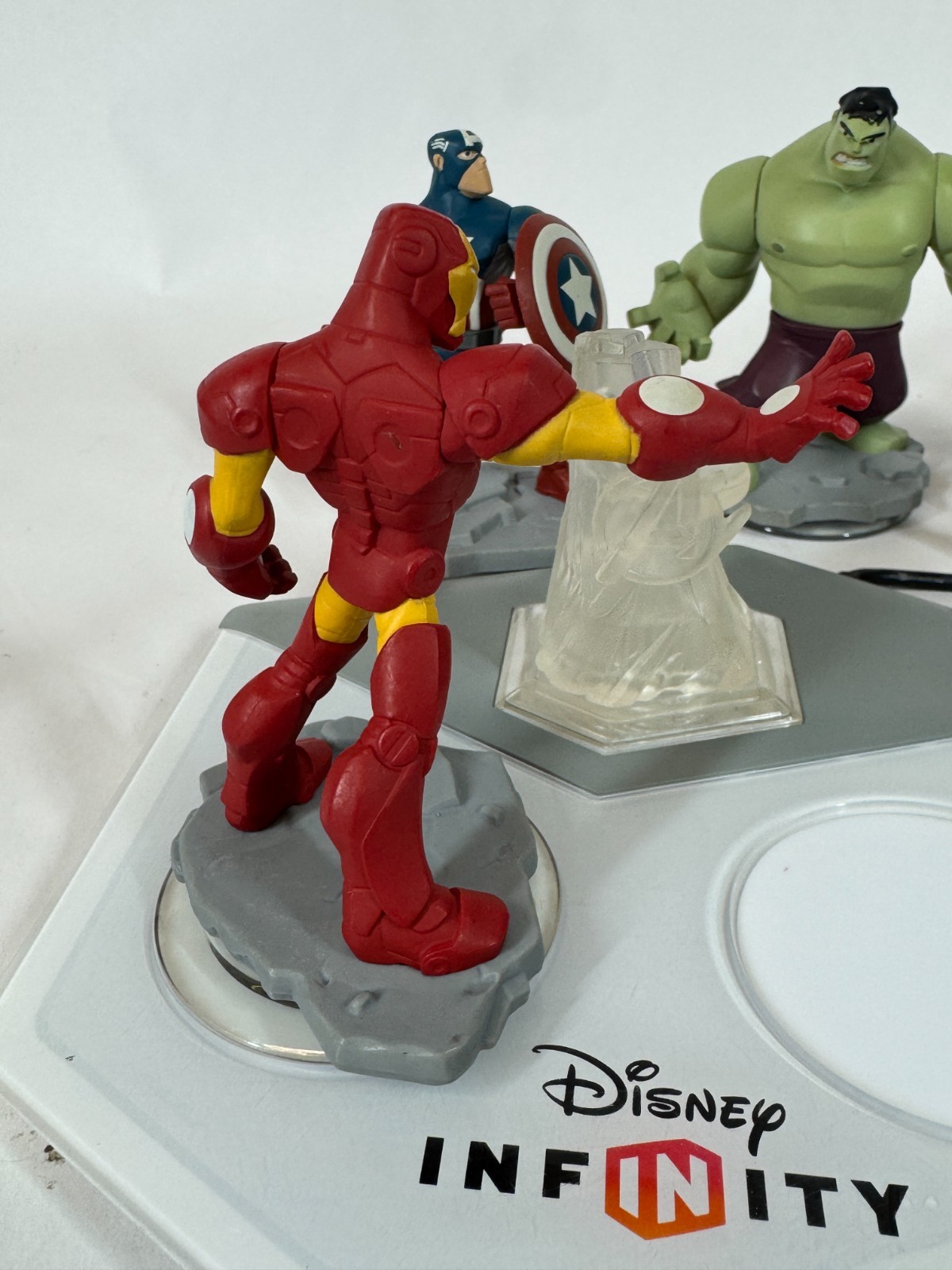 Disney Infinity 2.0 Marvel Avengers Figures Iron Man Hulk Thor Captain America