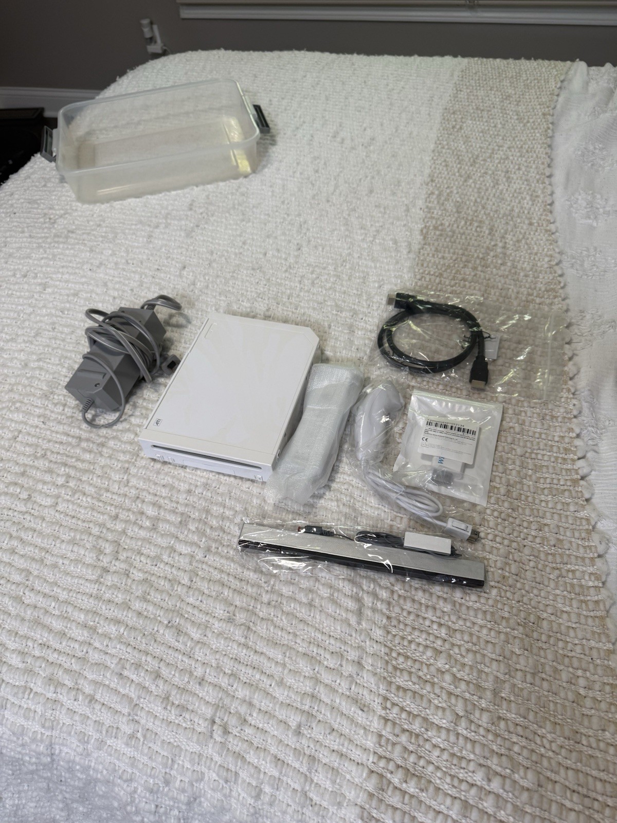 Nintendo Wii RVL-001 512 MB Home Console – White