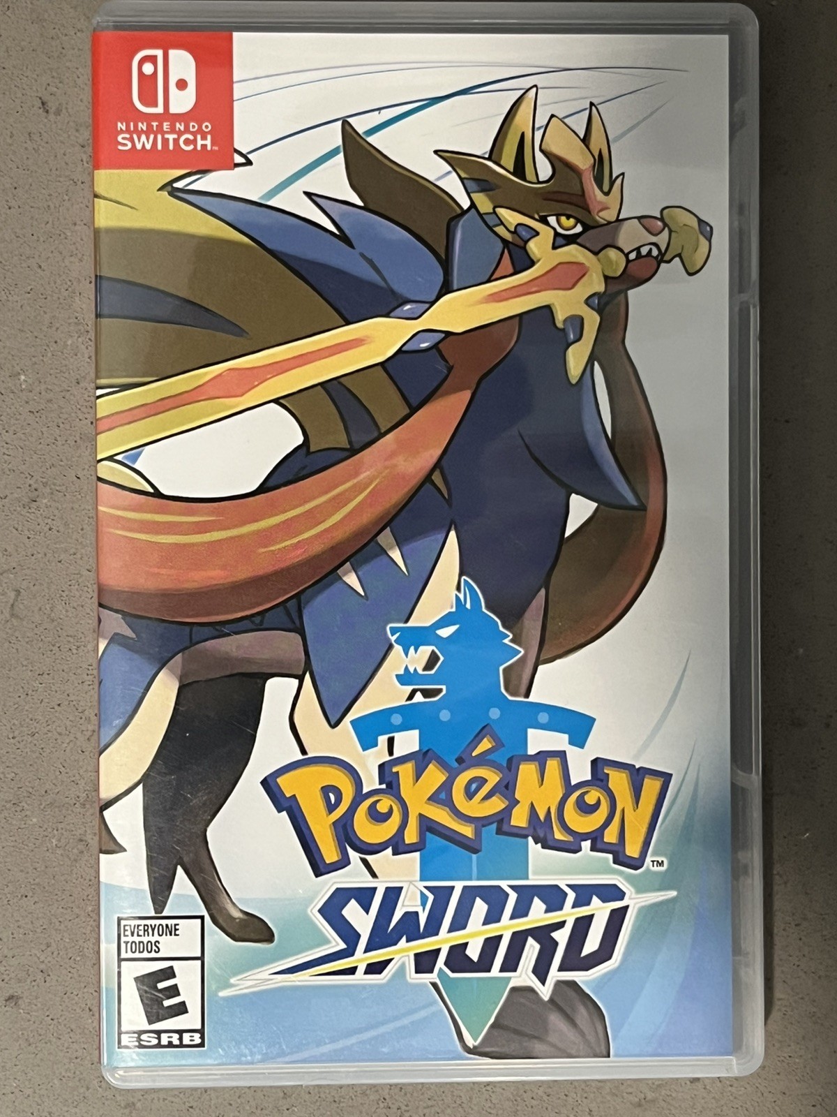 Pokemon Sword Nintendo Switch Video Game Cartridge with Case