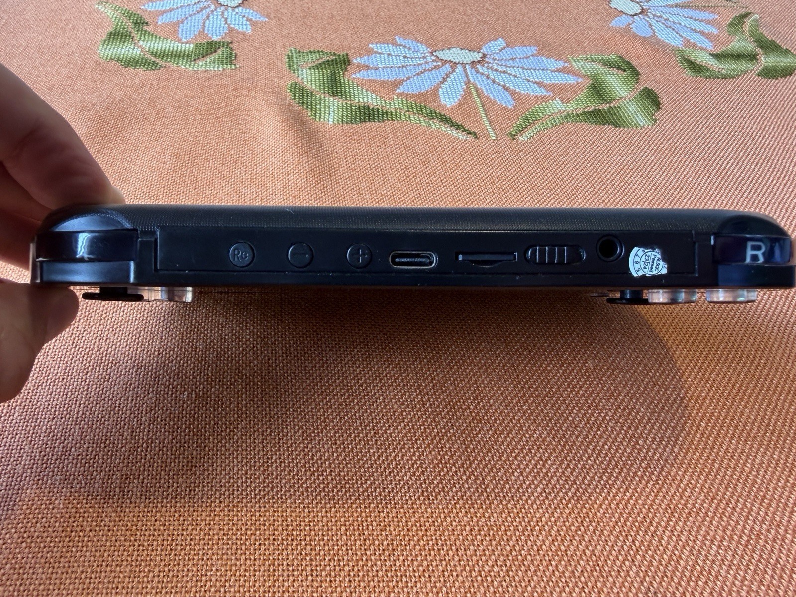 YoimJoyFun Handheld System yoim joy fun Black 64GB USB-C Headphone Jack