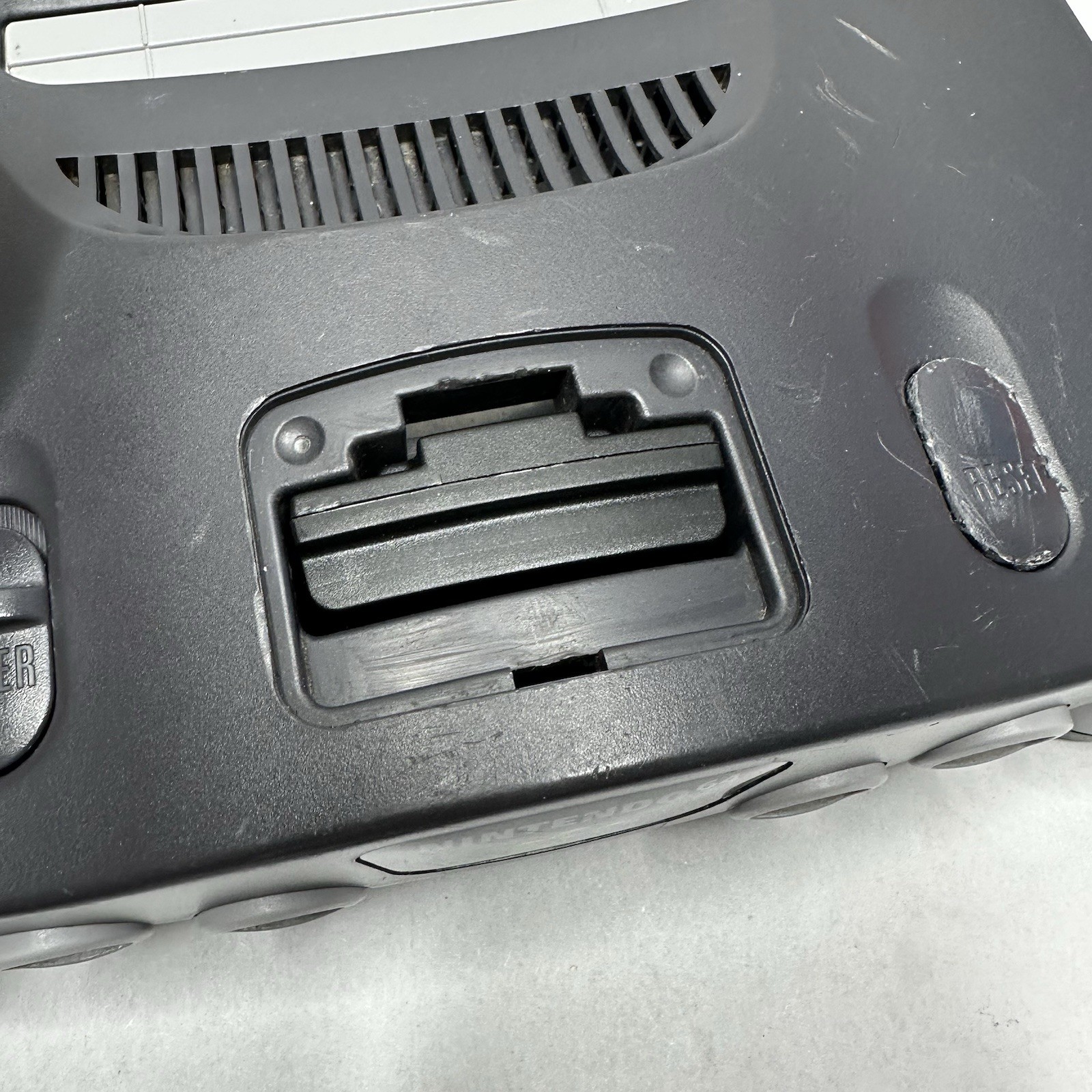 Nintendo 64 N64 Gaming Console with Black Controller & Cords READ