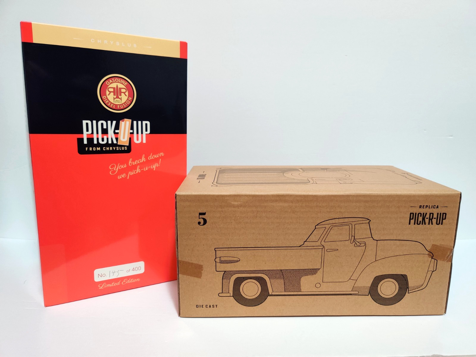 Fallout Red Rocket Service Vehicle Pick-U-Up Replica Limited Edition #145/400