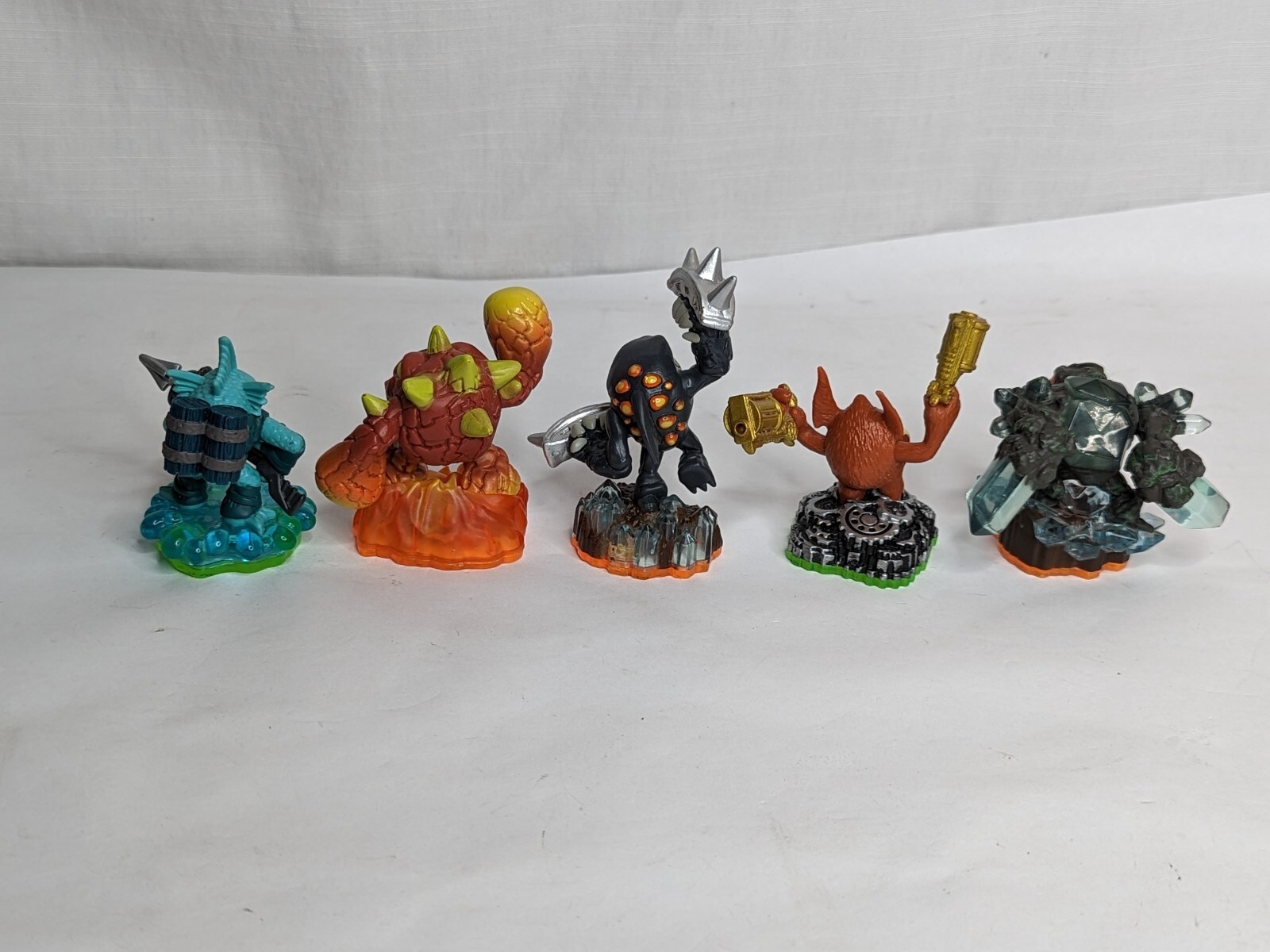 5 Skylanders: Prism Break, Spyro’s Terrrafin, Trigger Happy, Eruptor, Gill Grunt