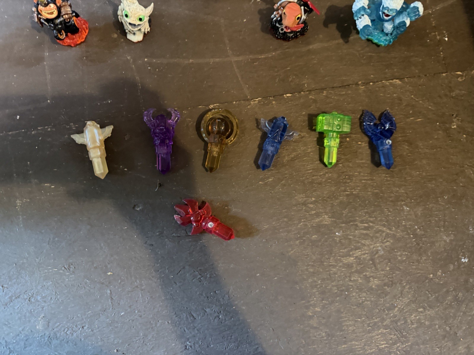 Skylanders Portal of Power and figures