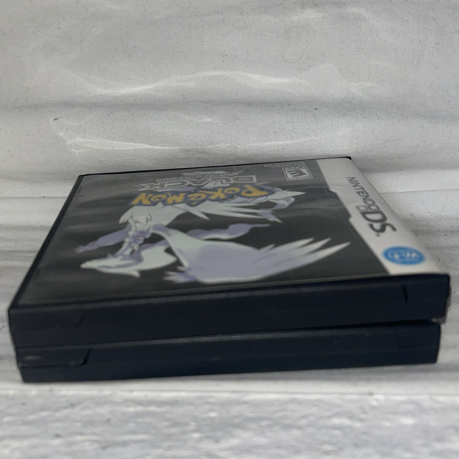 Pokemon Black and White Version Bundle Lot Nintendo DS Complete CIB Authentic