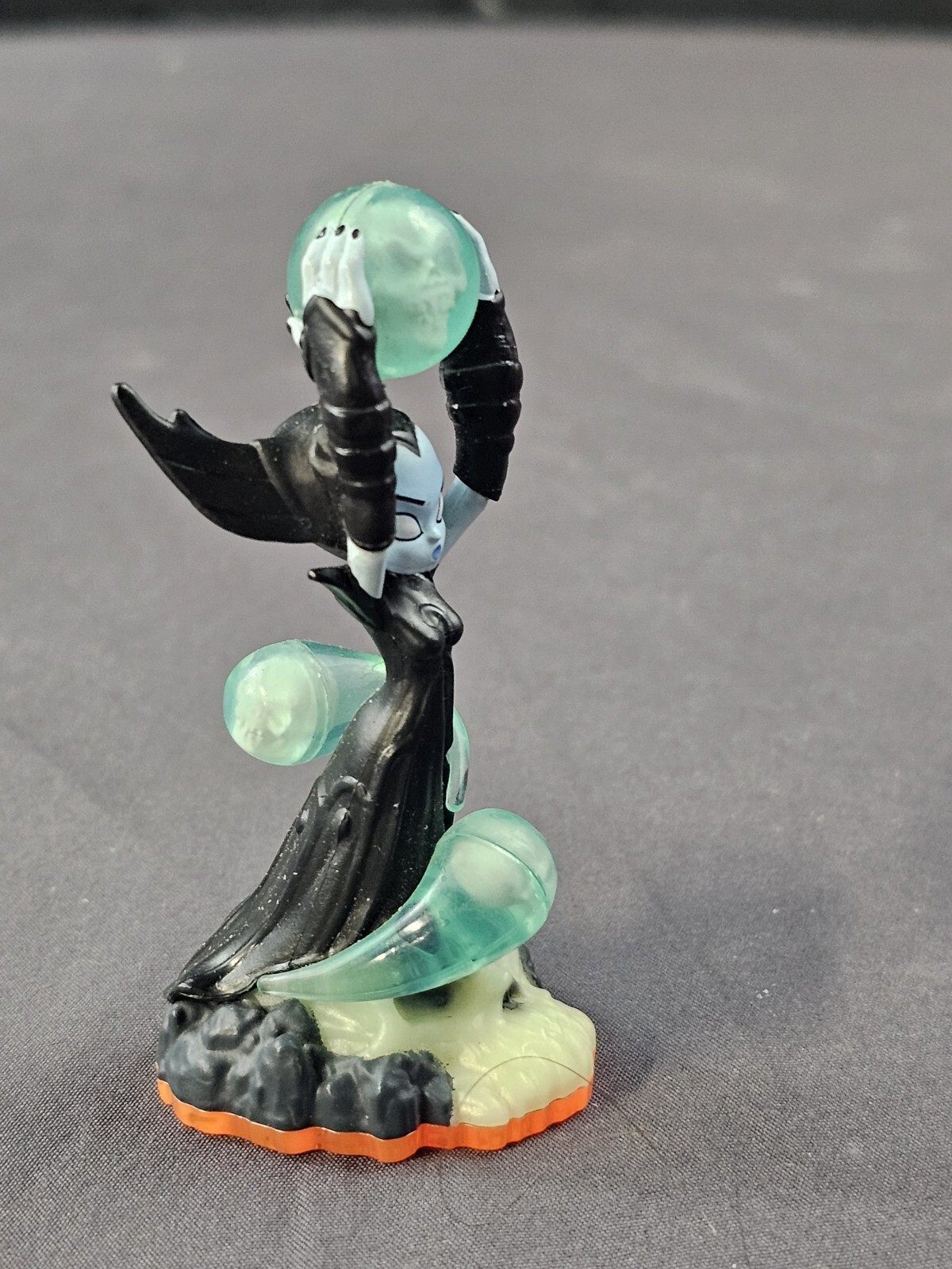 Skylanders Giants – Series 2 – Hex – Figure – Activision – Untested
