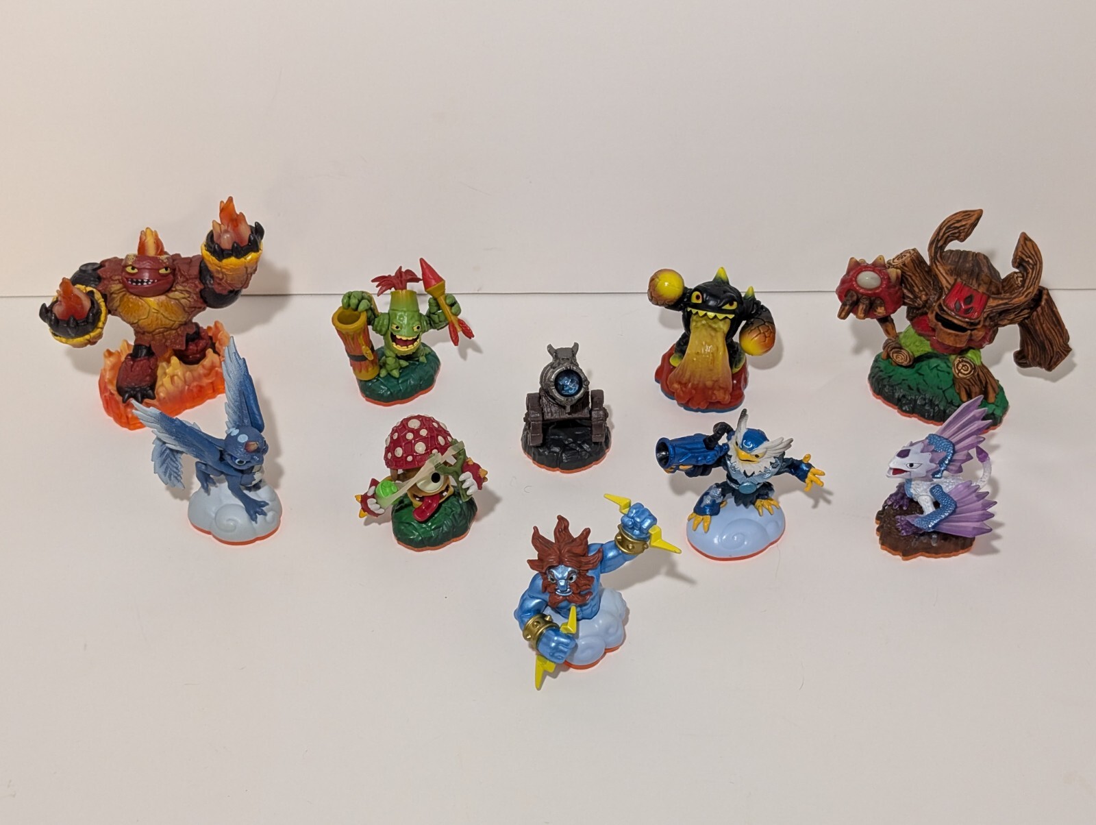 Skylanders Giants Action Figures – Lot Of 10 (Hot Head, Jet Vac, Zook and more)