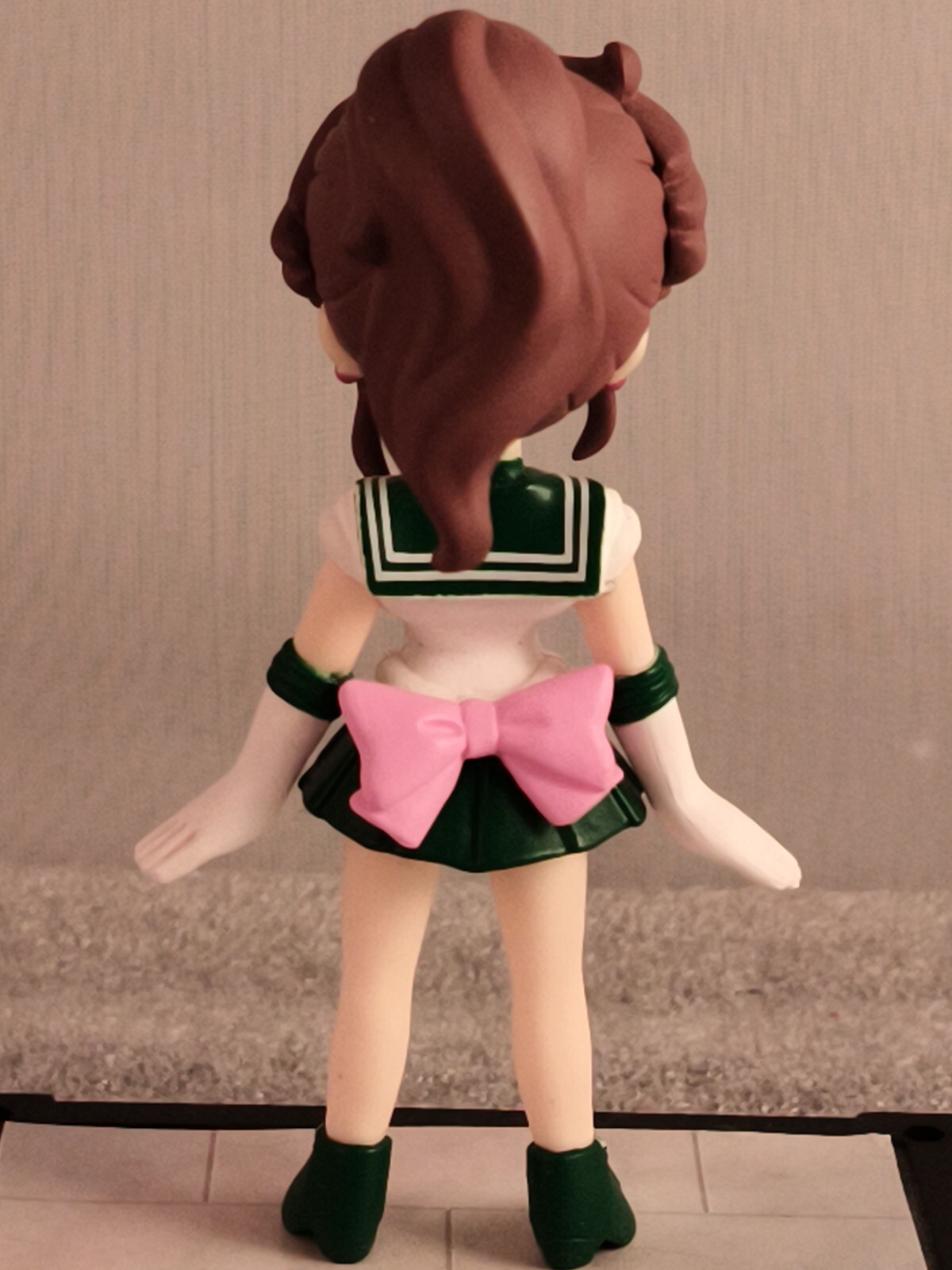 Sailor Jupiter (2015)- Guardian Sailor Moon – Figure W/ Stand