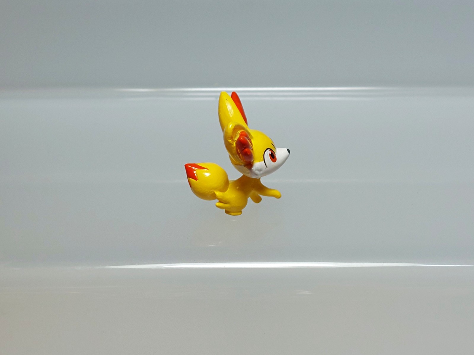 Fennekin Fokko Pokemon Keshipoke Mini Figure Ensky Toy Japan N03 0.8in