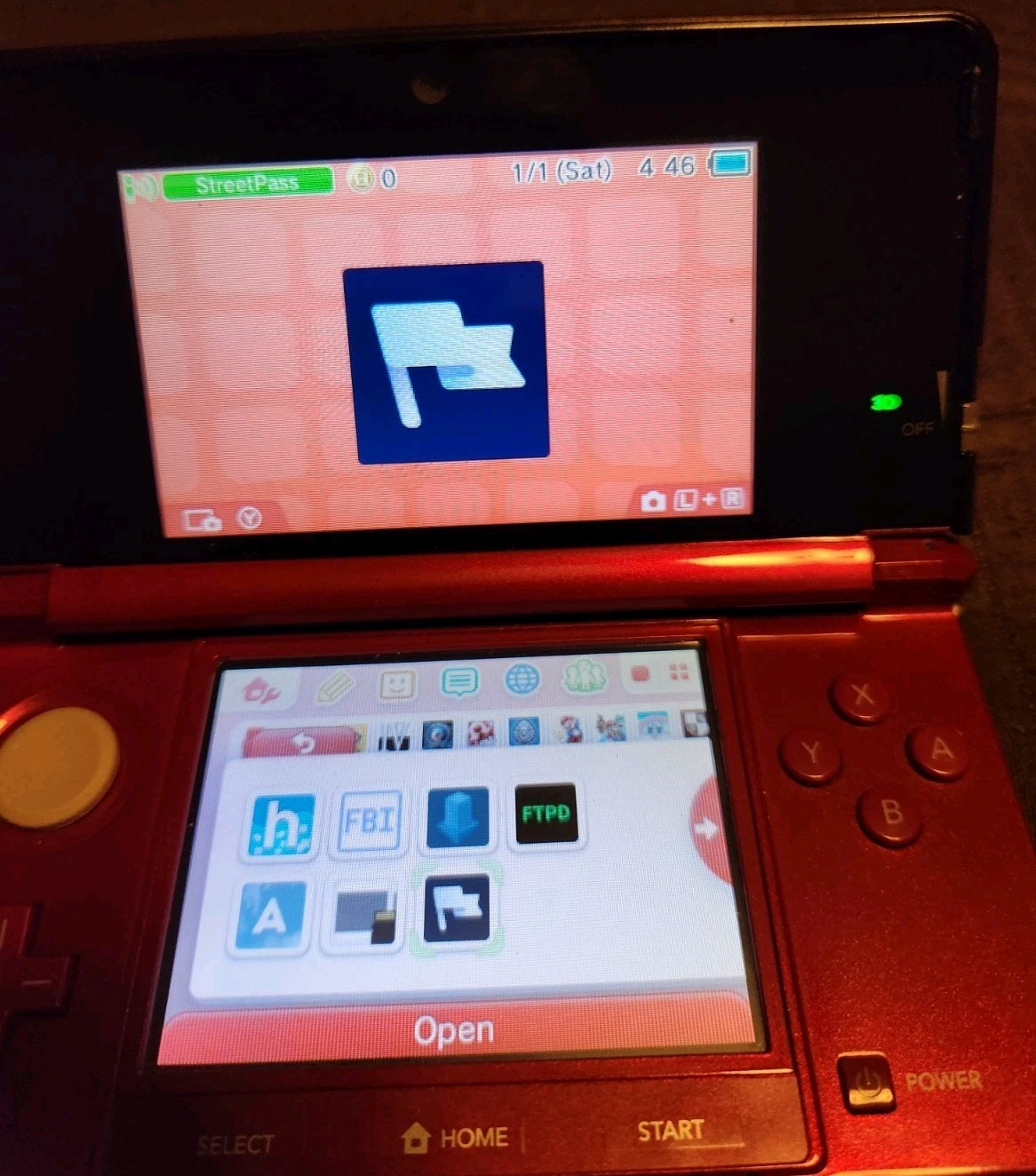 Nintendo 3DS Loaded With Extras And Multiple Games