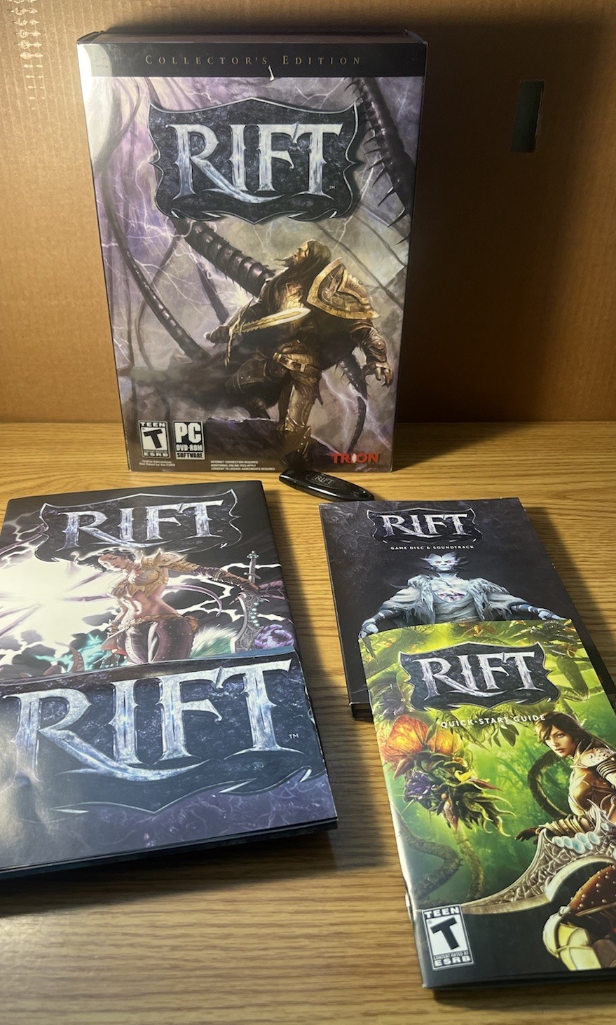 RIFT Collectors Edition Box Set P.C. Game Disc & Soundtrack, Excellent Condition