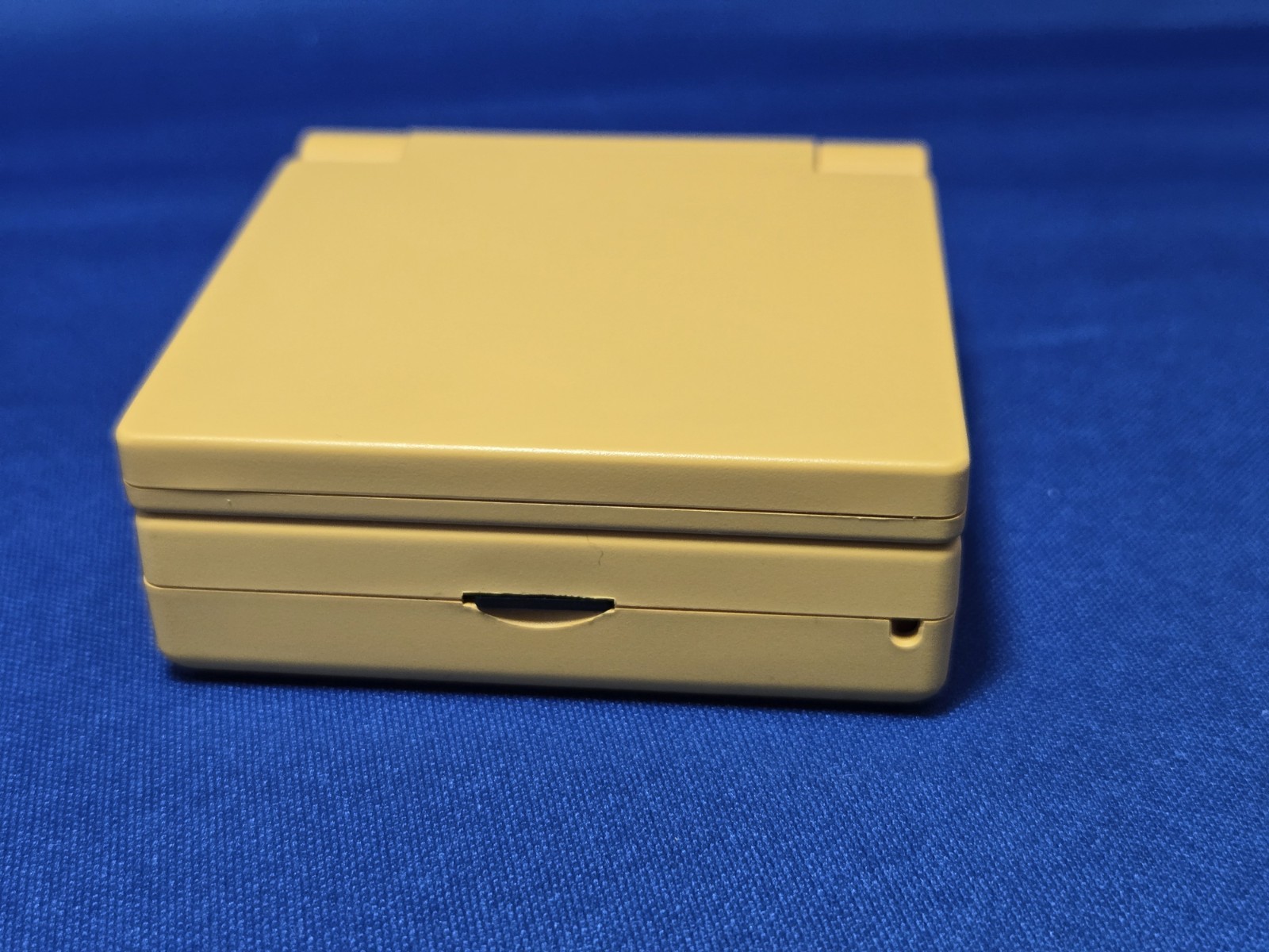 Miyoo Mini Flip | Yellow | 64GB MicroSD Card | AlliumOS | Ready To Play!