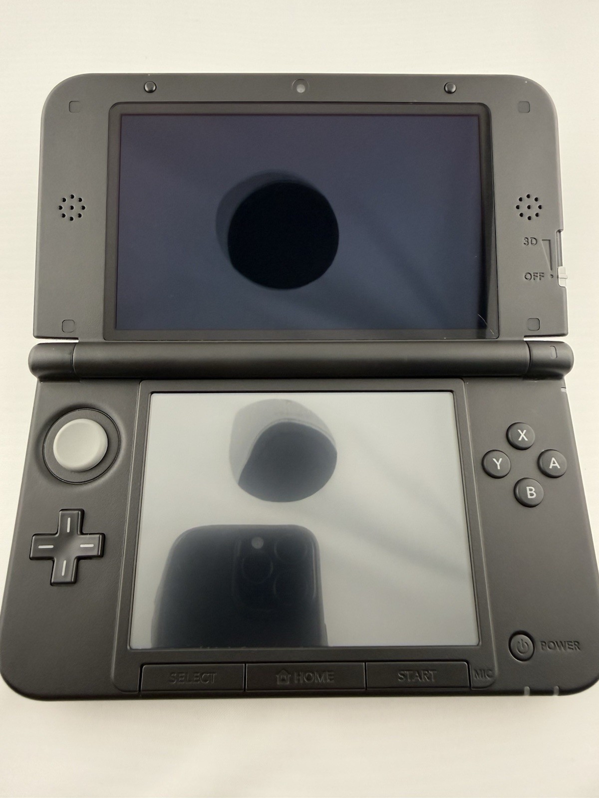 Nintendo 3DS XL LL Silver Phenomenal Condition 32GB Charger Region free English