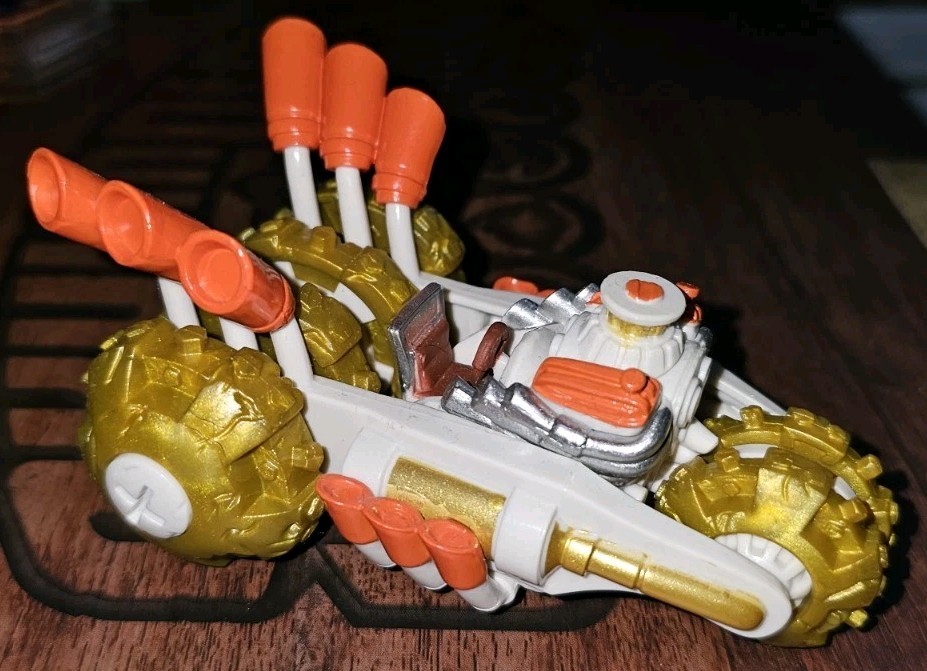 Skylanders Superchargers Land Racing Gold Rusher Vehicle Xbox One Switch PS4 Wii