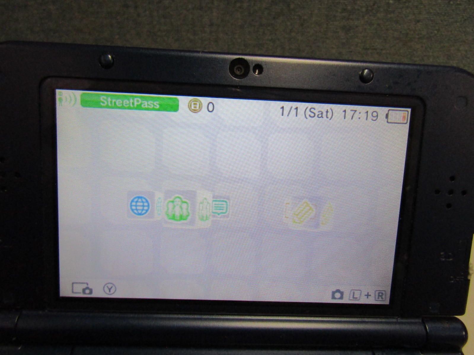 Nintendo 3DS XL Galaxy Purple Handheld Console RED-001 + charger ~ Tested Works