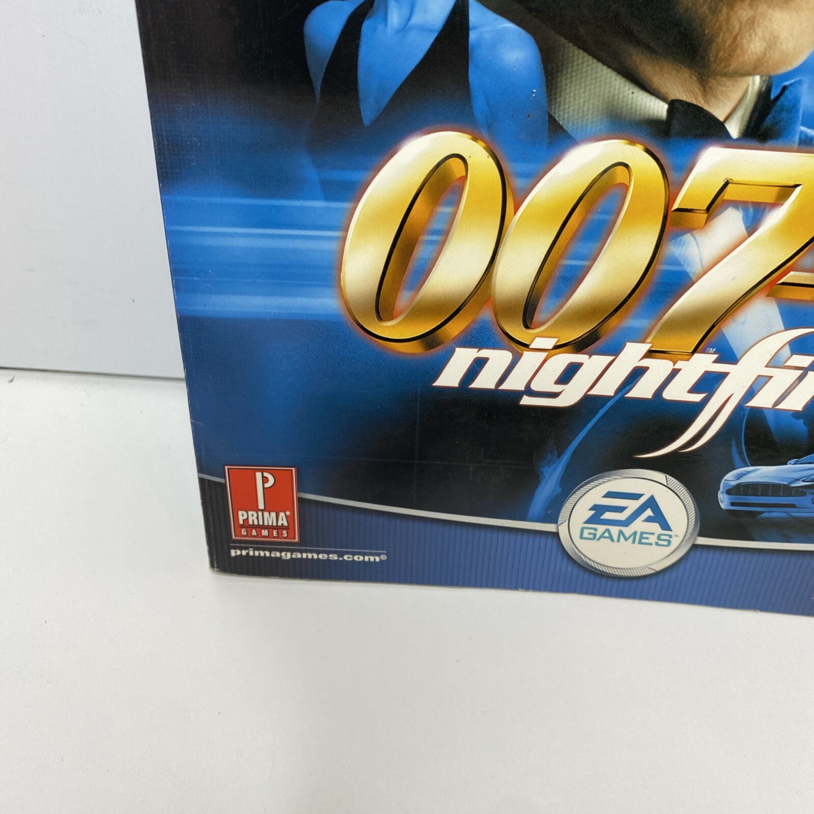 007 Nightfire Prima Official Strategy Guide PC PS2 Xbox Game Cube EA