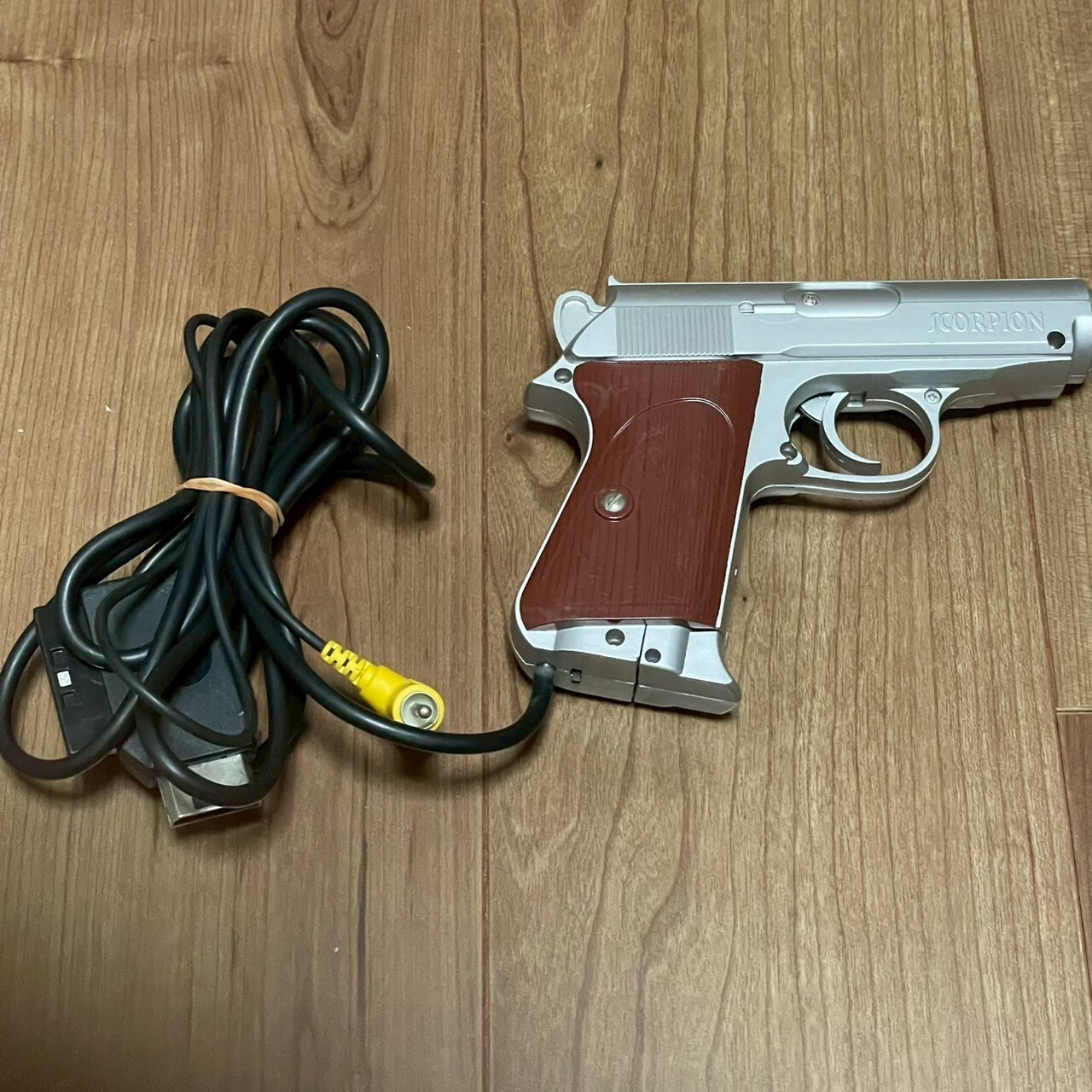 BLAZE Scorpion 2 II Lightgun GUNCON for PlayStation 1 PS1 & PlayStation 2 PS2