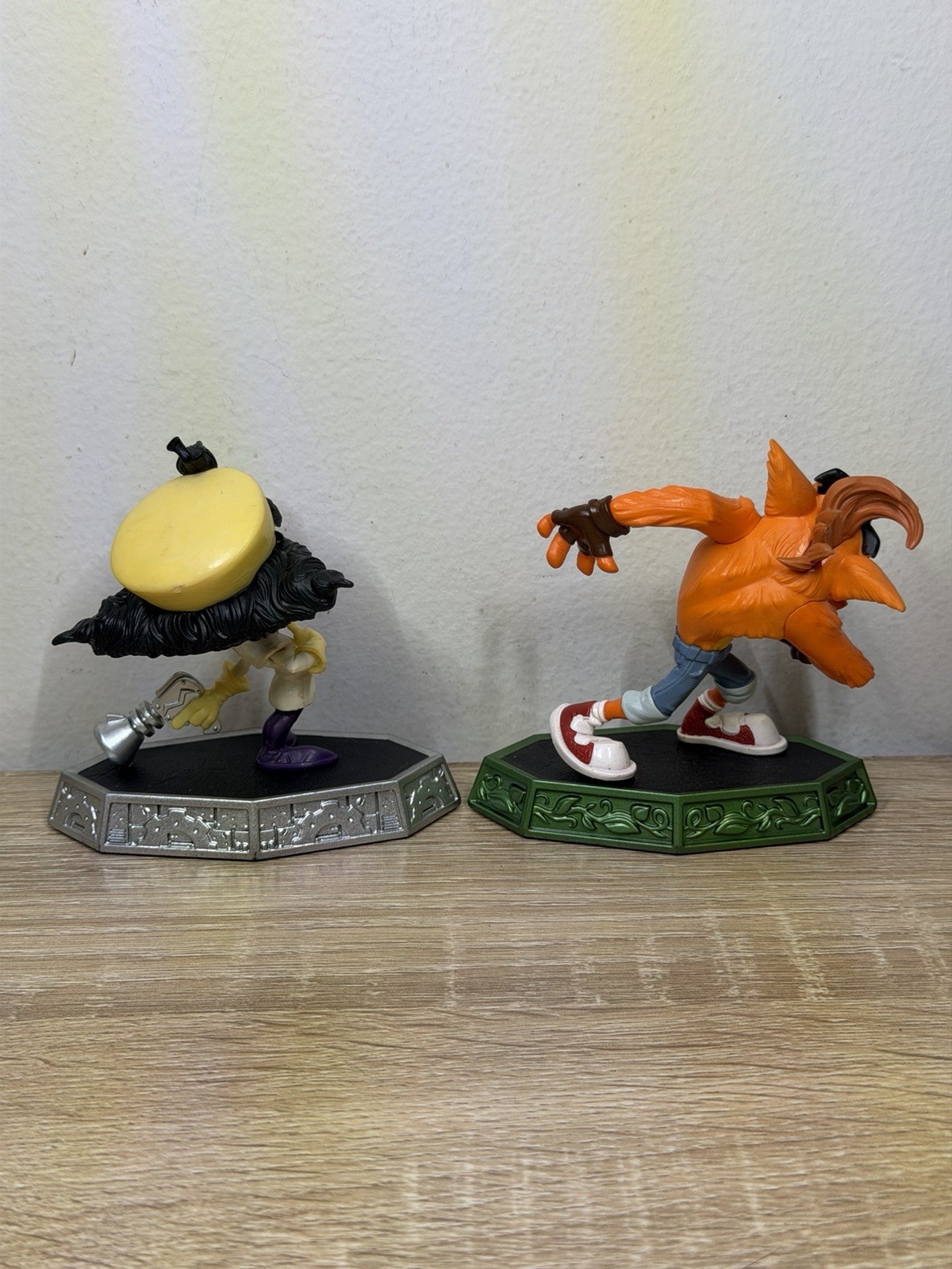 Skylanders Imaginators Crash Bandicoot and Dr. Neo Cortex Figures Set 2016