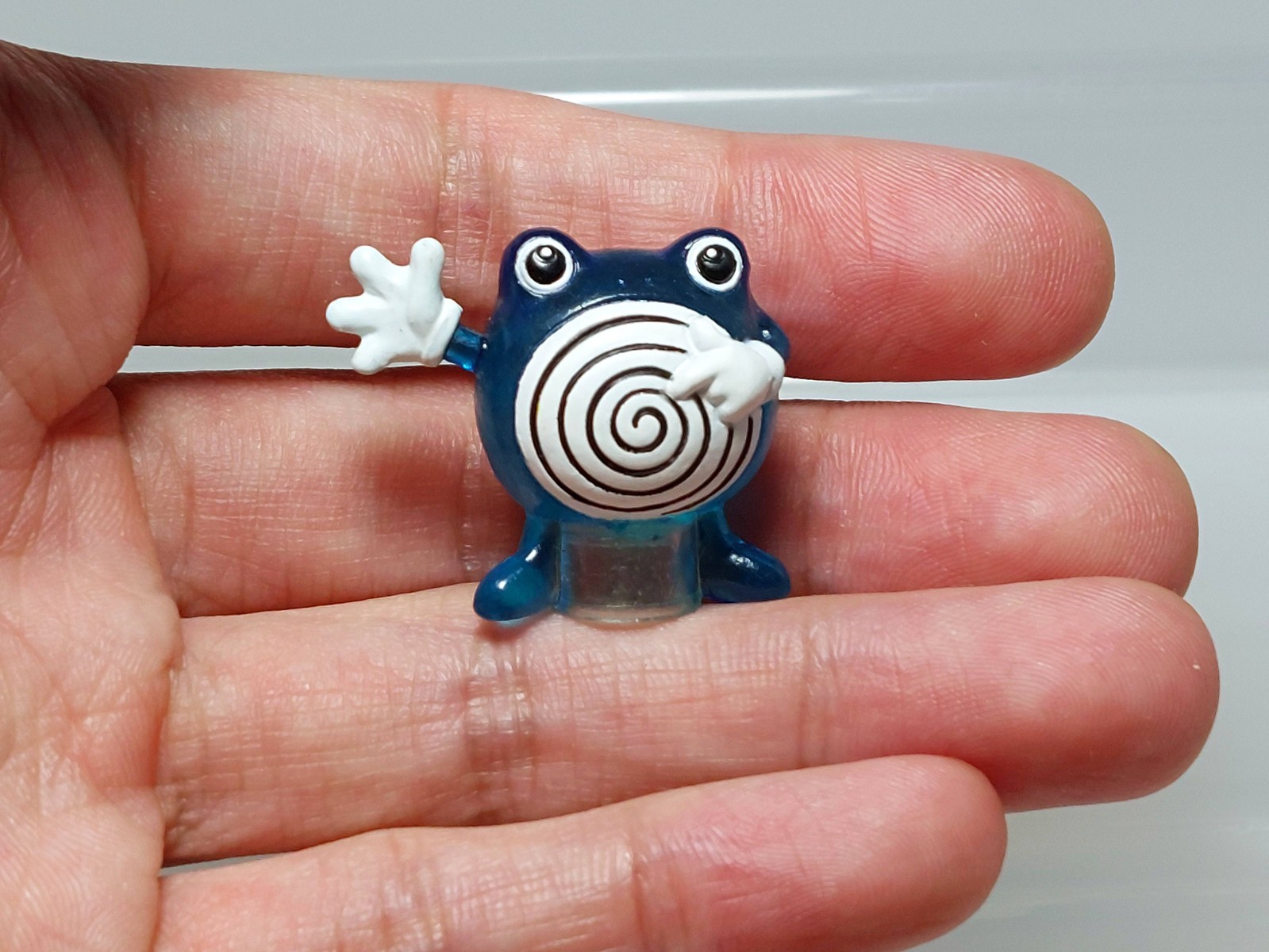 Poliwhirl (Clear) Pokemon Full Color Stadium Figure Bandai 1998 G03 0.9in