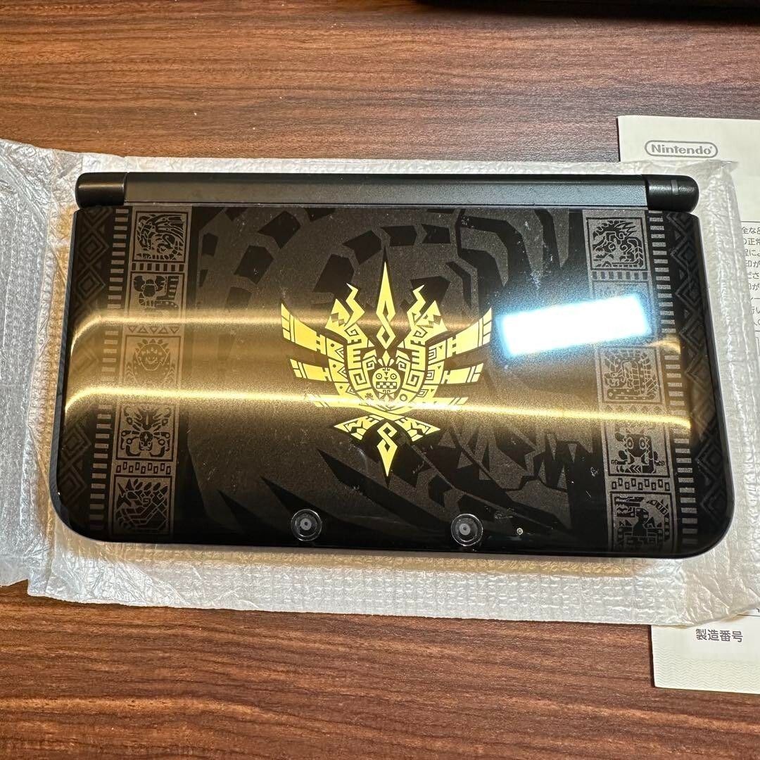 3DSLL Monster Hunter 4 Special Pack 2882 From Japan