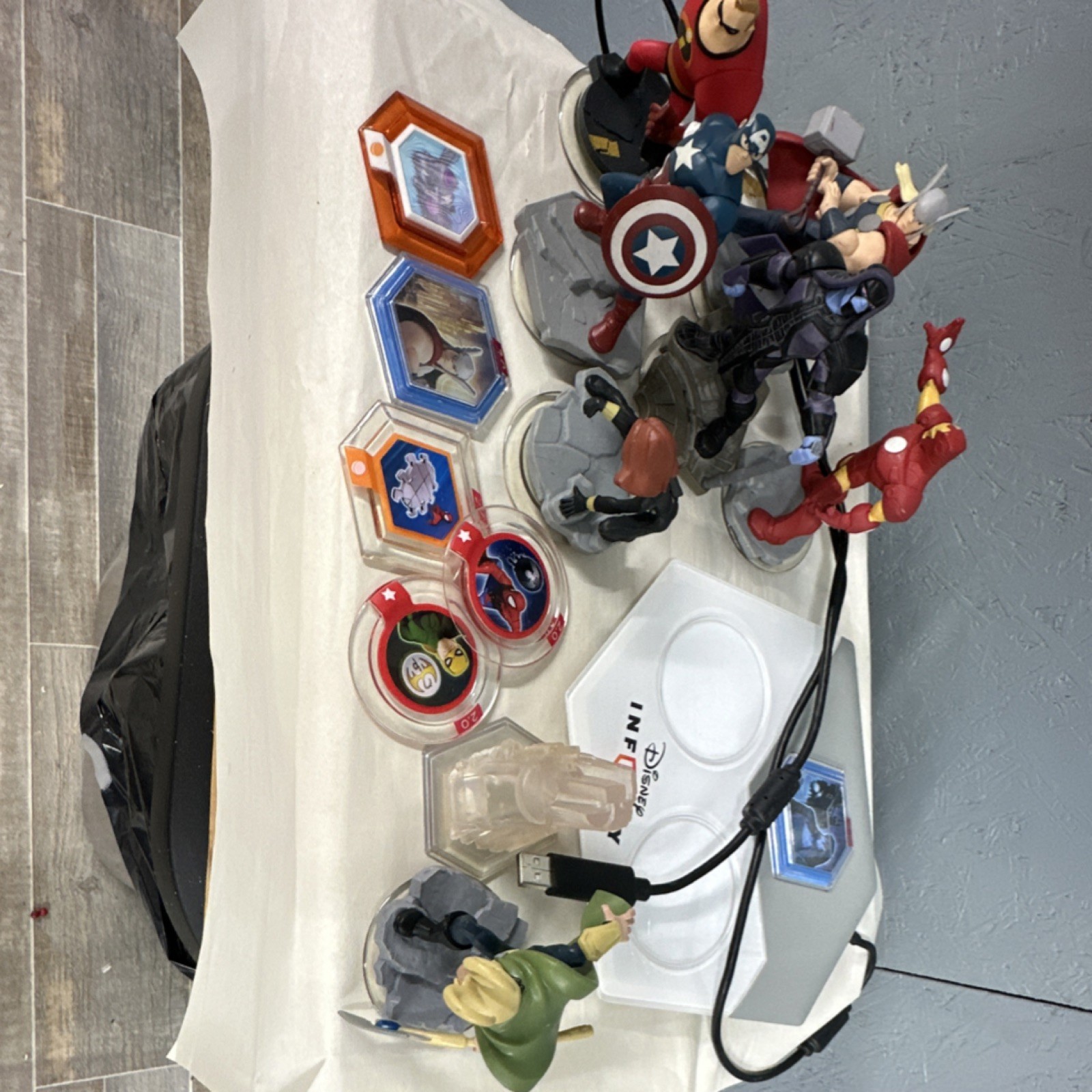 Disney Infinity Marvel Character Figure Pack Captain America Iron Man Thor Loki