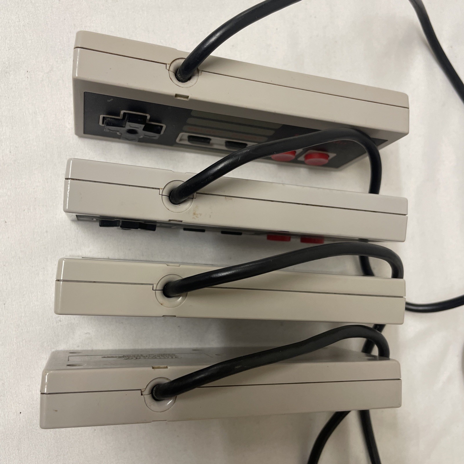 Nintendo NES-004 OEM Controller lot of 4 Tested
