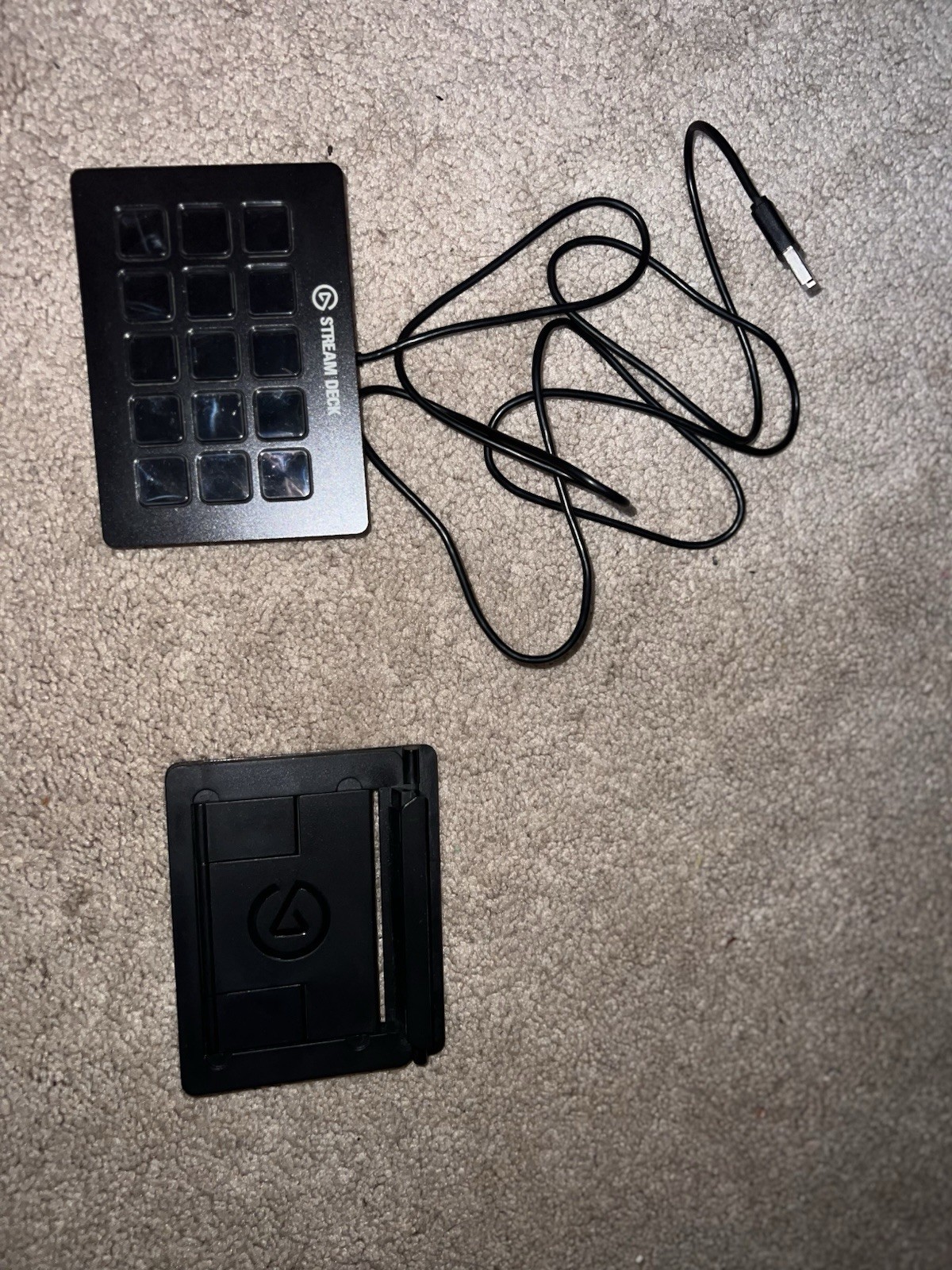 Elgato Stream Deck Live Content Creation Controller – Black, 15 Keys