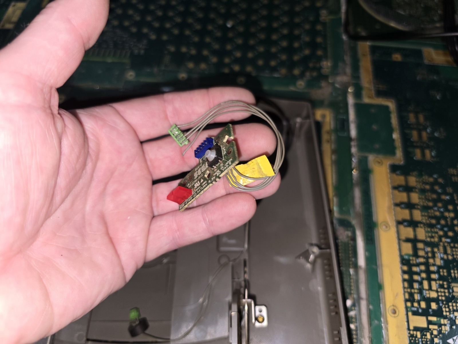 Sega Japan Saturn Greenish Top Cover Reset Button Board 839-0709-02 ONLY-READ