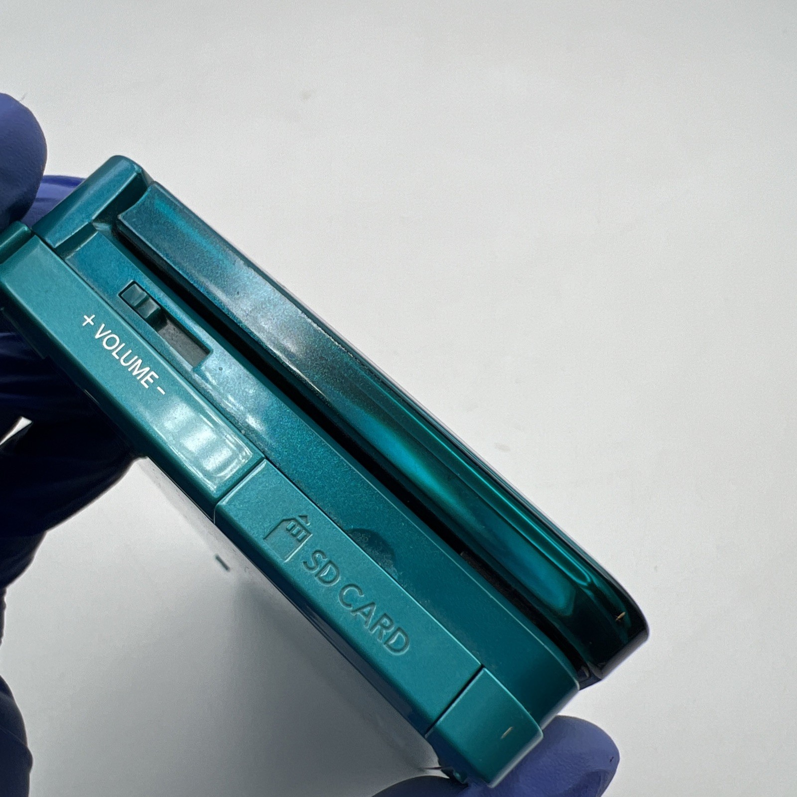 Nintendo 3DS Handheld System Aqua Blue NO CHARGER. TESTED WORKING.