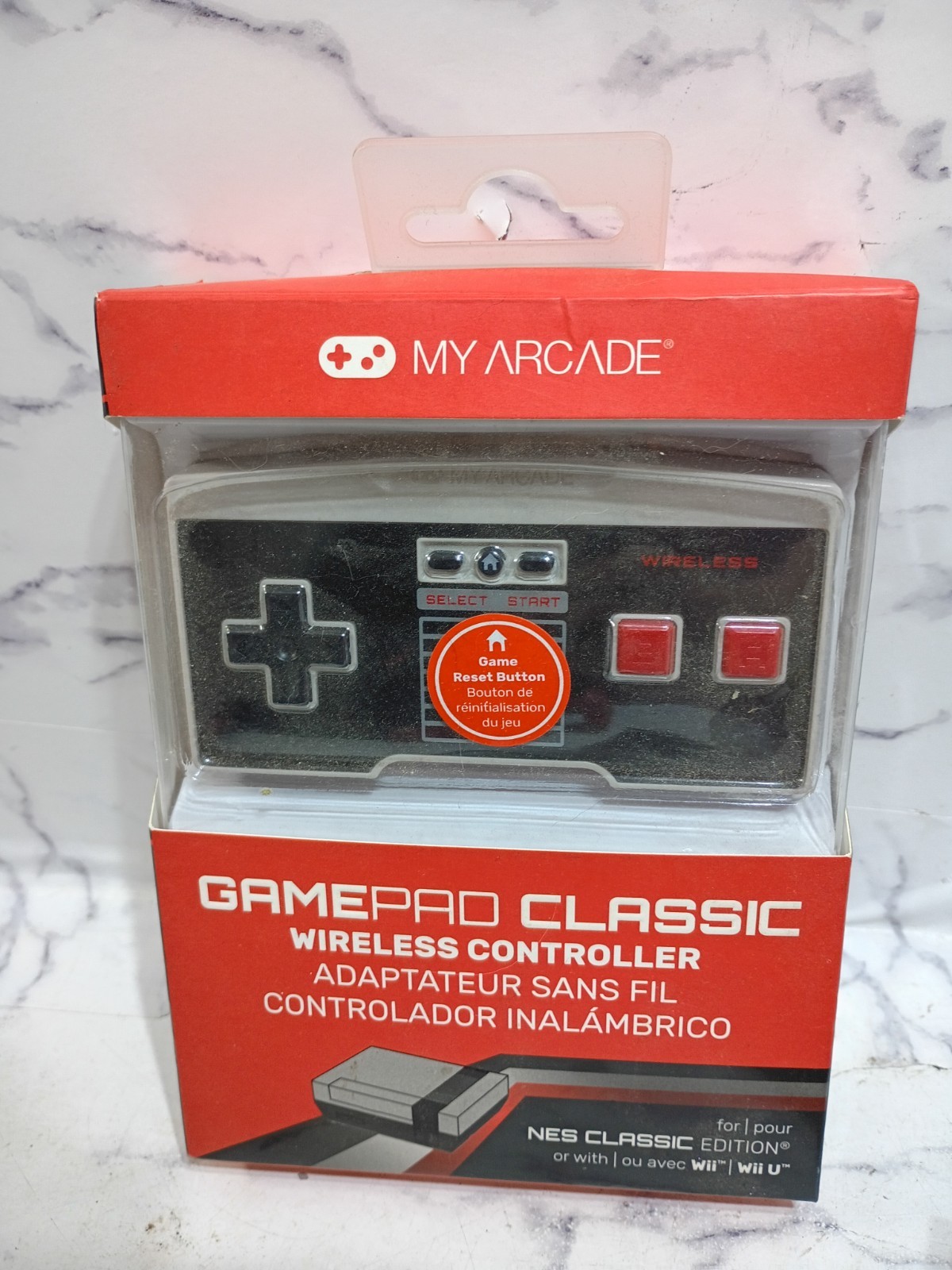 Retro Game Console 620 Built-In Games 2 Controllers AV Cable + Extra Controller