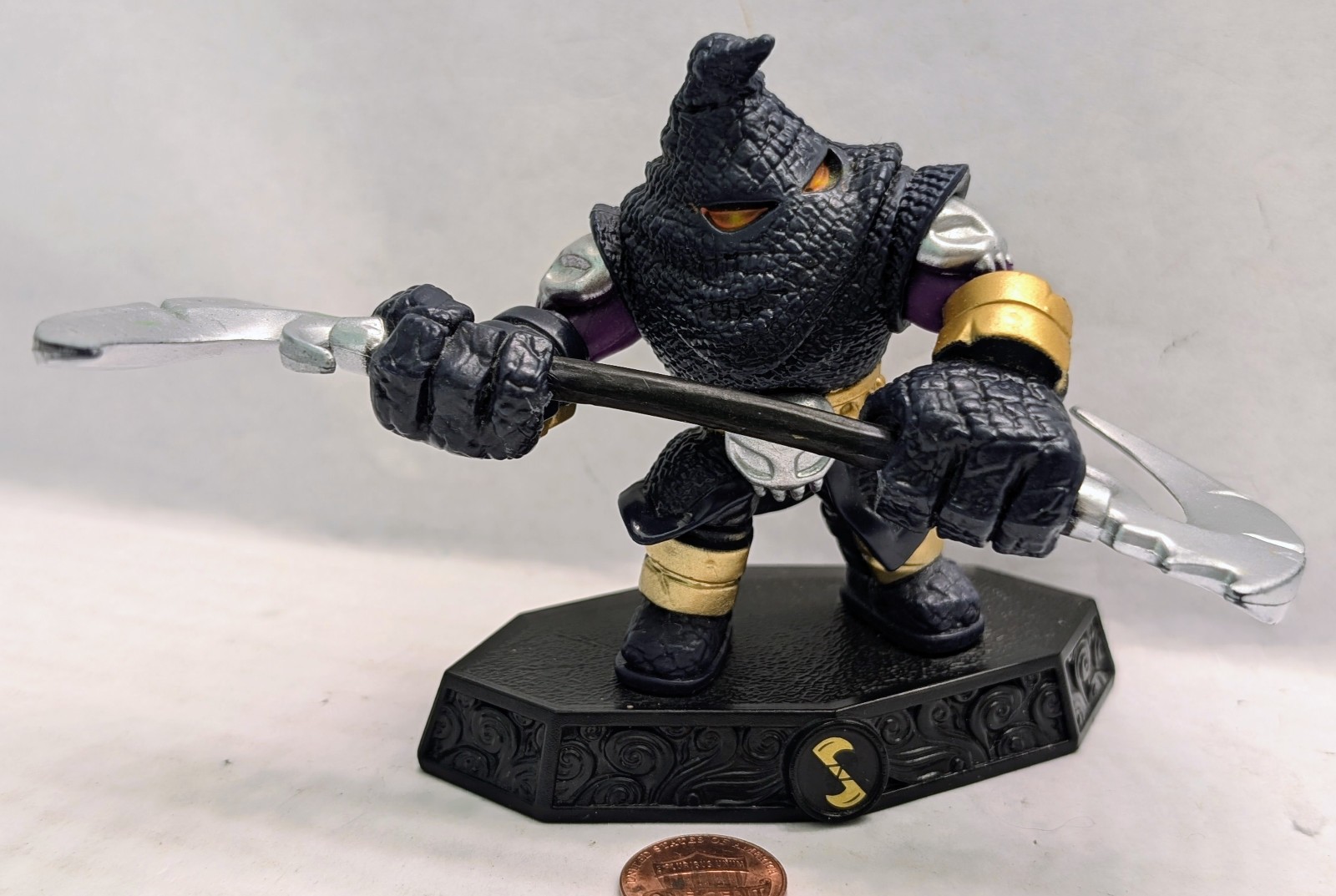Skylanders Imaginators SENSEI Figure.HOOD SICKLE.Dark Element.sky-chi powers