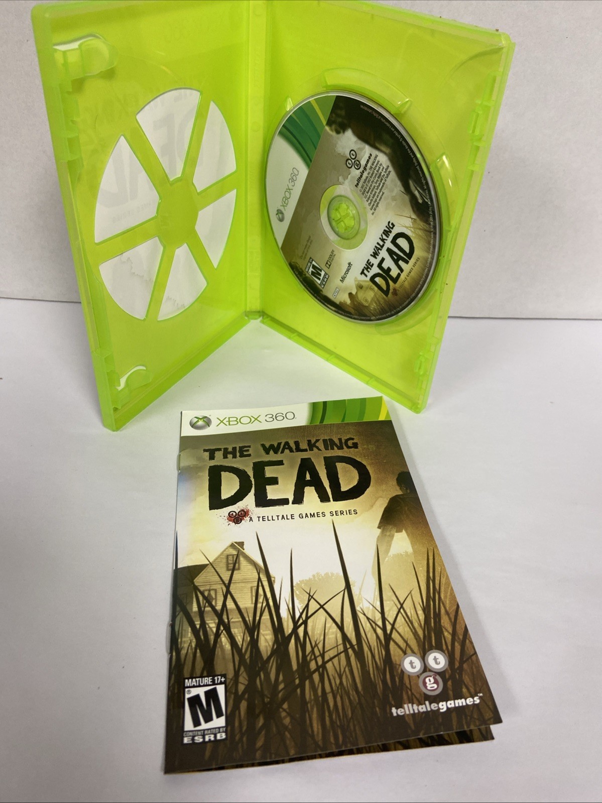 The Walking Dead: A Telltale Games Series With Manual – Xbox 360-tested