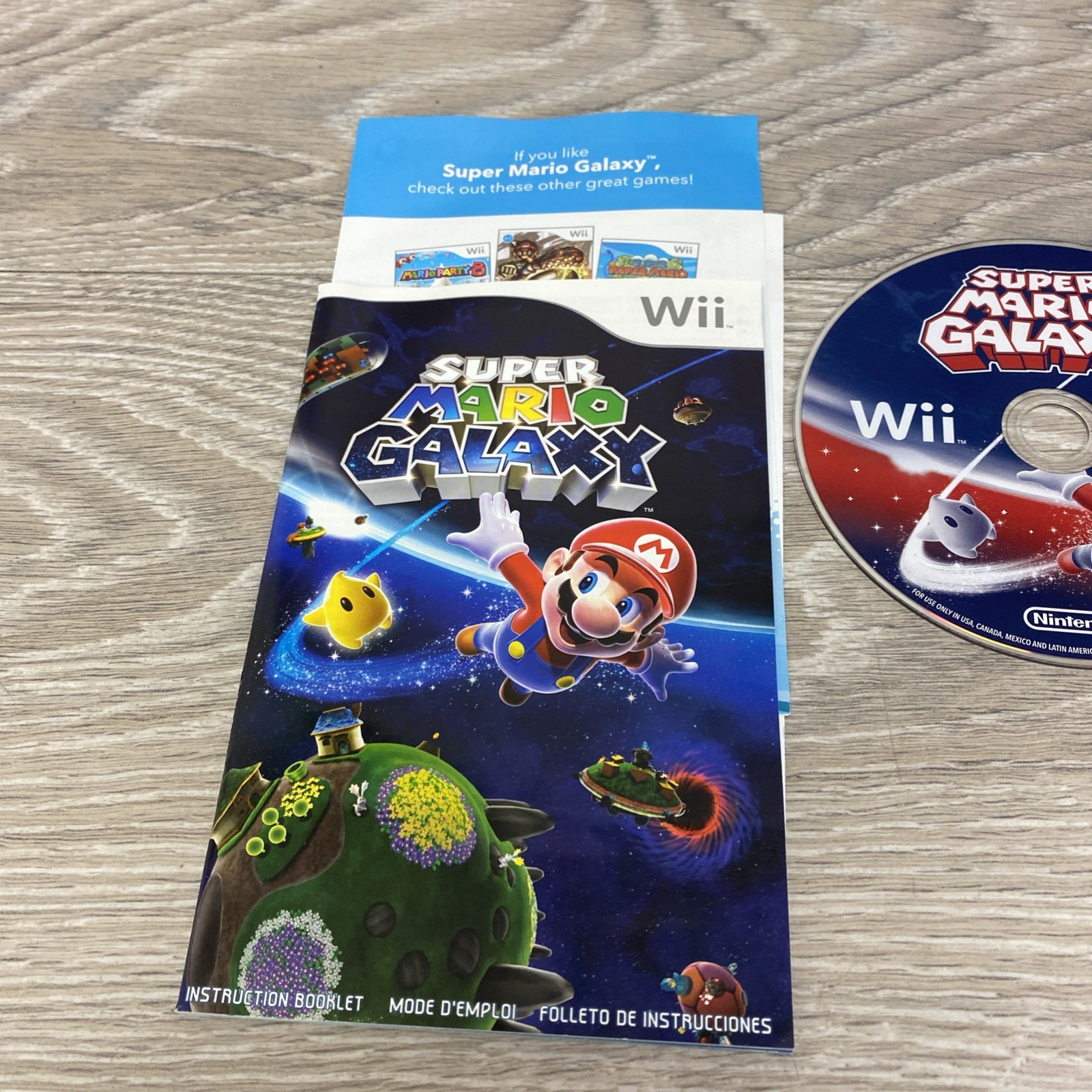 Wii Super Mario Galaxy Nintedo 2007 Complete with Manual Tested Works