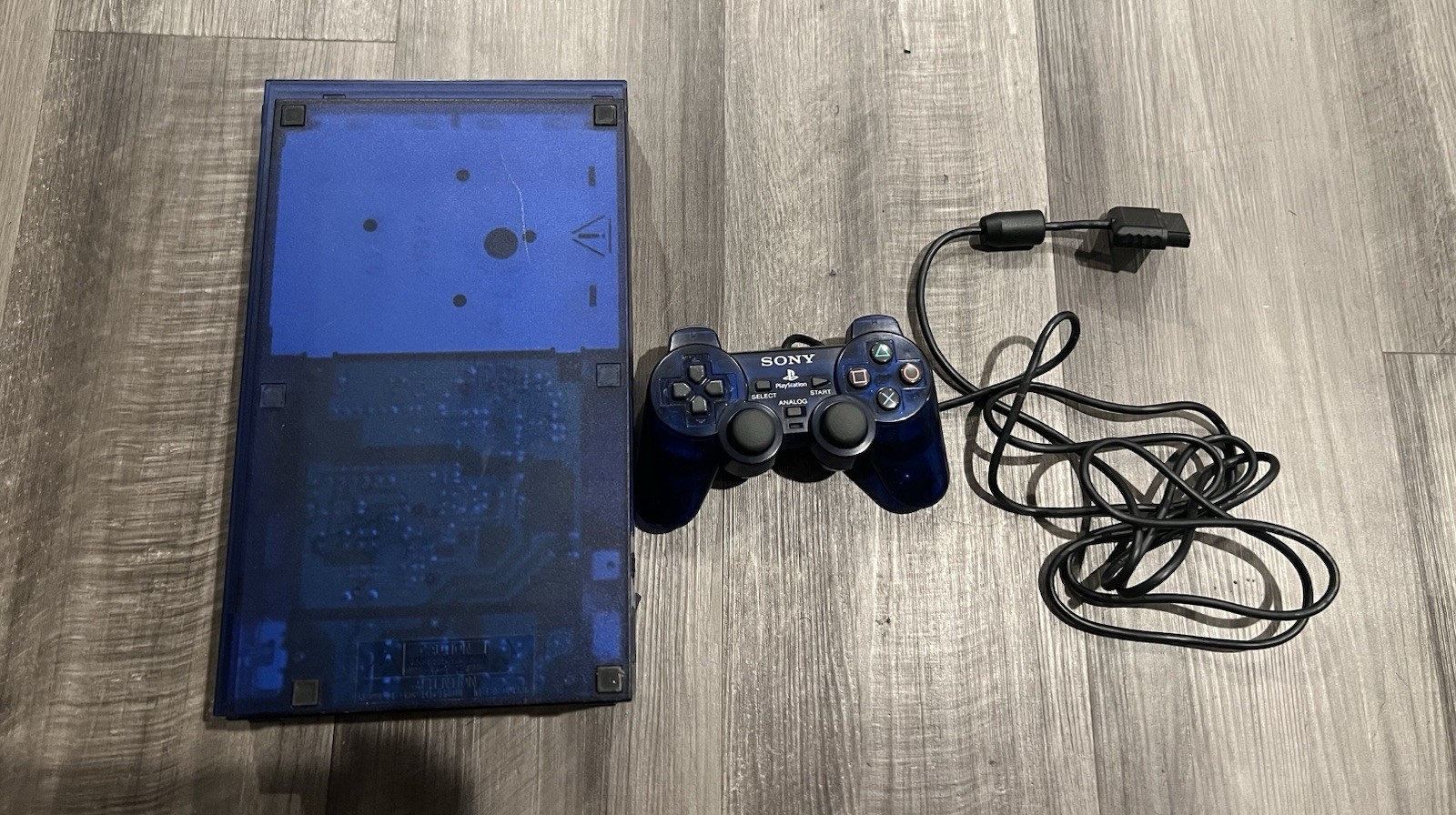 NTSC-J PlayStation 2 FAT PS2 SCPH-37000 With Controller Used Working