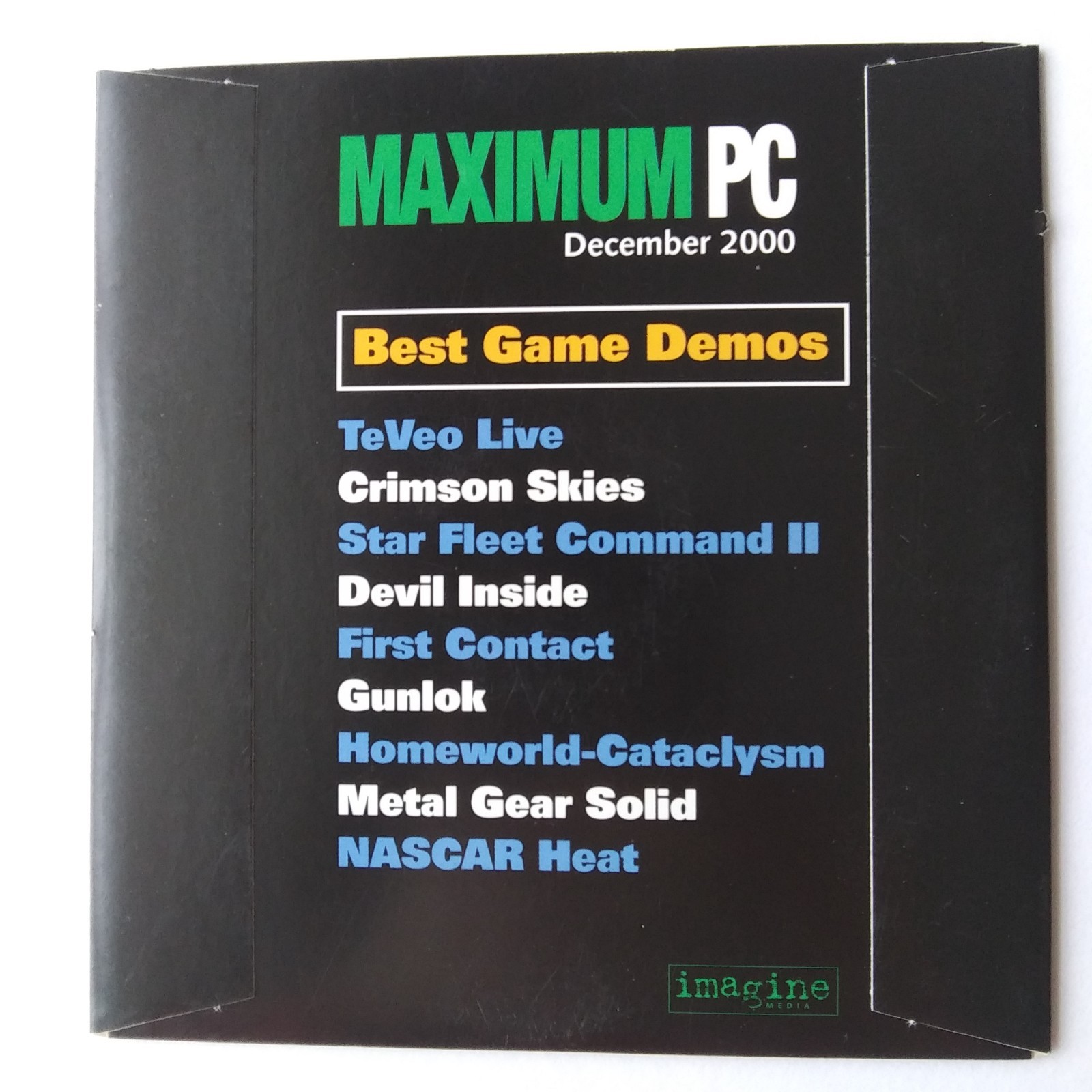Maximum PC December 2000 CD Best Game Demos Metal Gear Solid PC