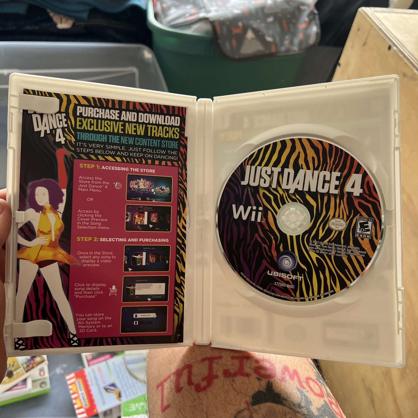 Just Dance 4 (Nintendo Wii, 2012)