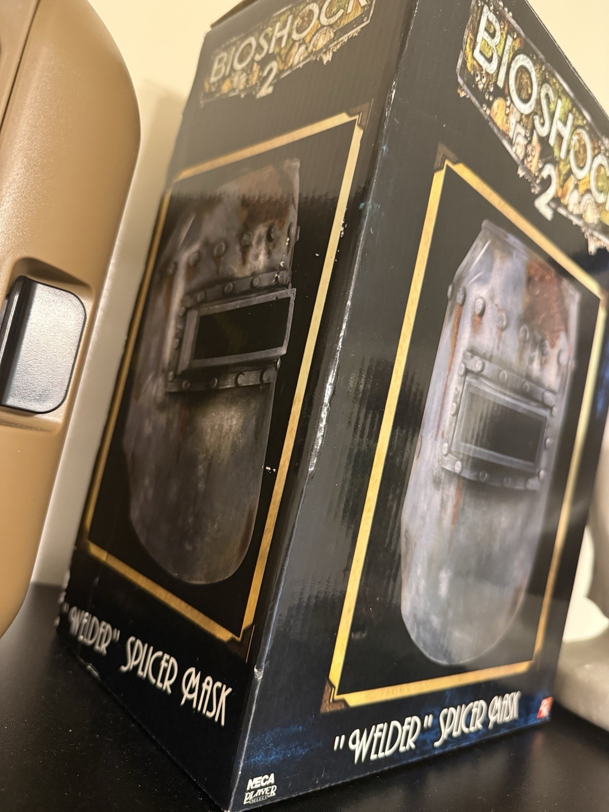 NECA Welder Splicer Mask BioShock 2 Collectible *open box*