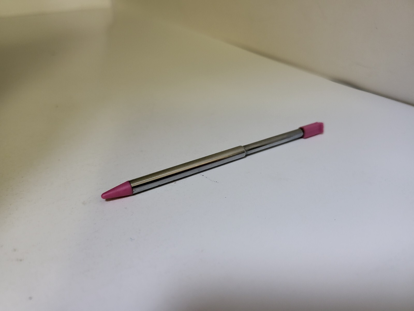 NEW Retractable Pink Stylus pen for First older Original Nintendo 3DS #P8