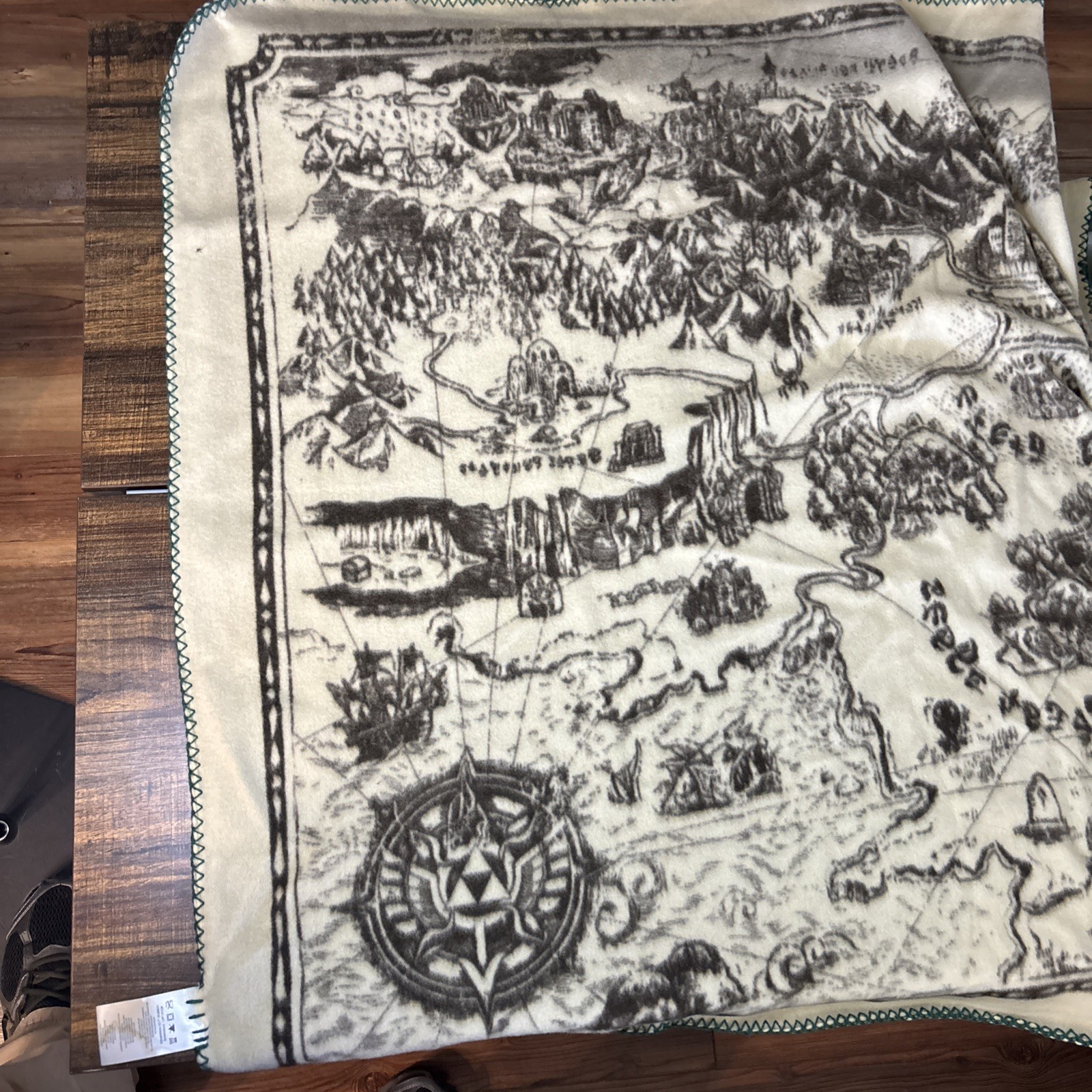 The Legend Of Zelda Culture Fly Collector Box HYRULE MAP Throw Blanket Nintendo