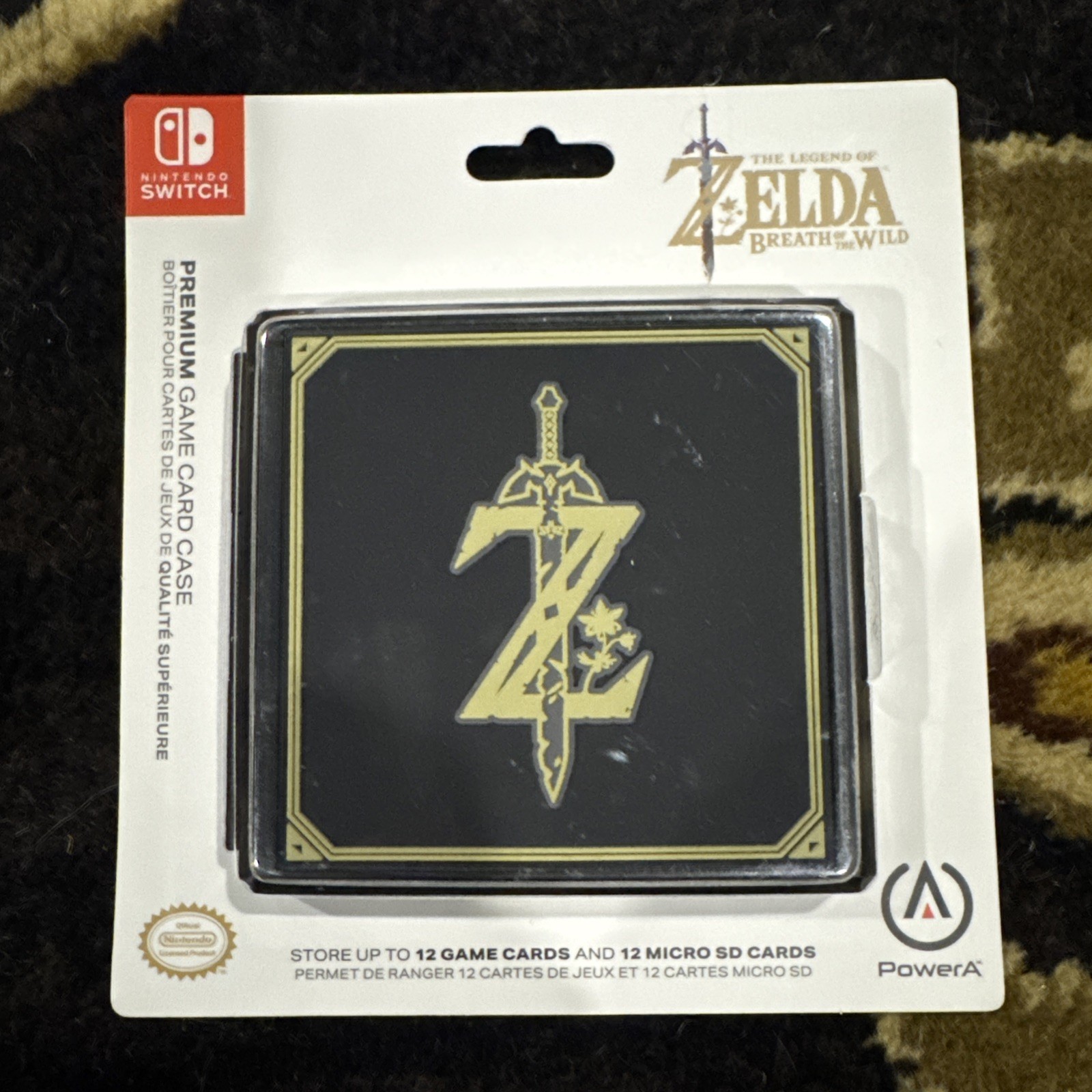 Nintendo Switch: Legend of Zelda Premium Game Card Case For 12 Games & Micro SD