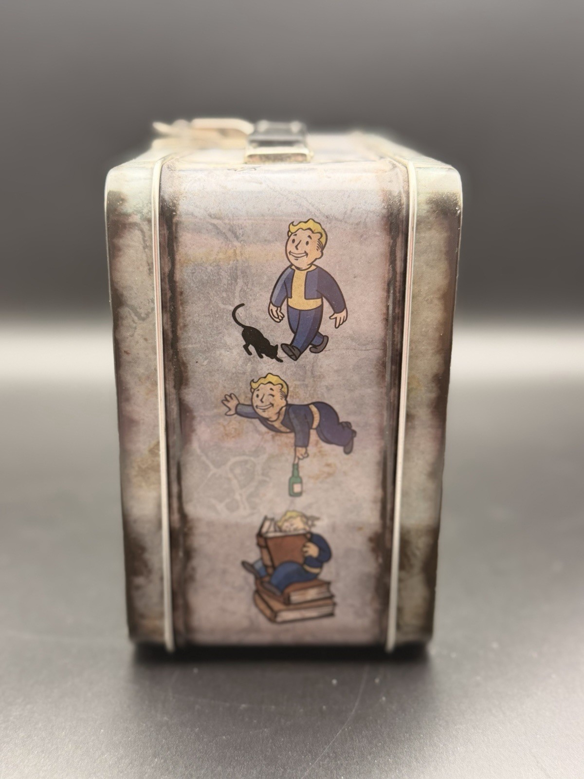 Fallout 3 Collector’s Edition Xbox 360 CIB Complete w/ Lunchbox Bobblehead